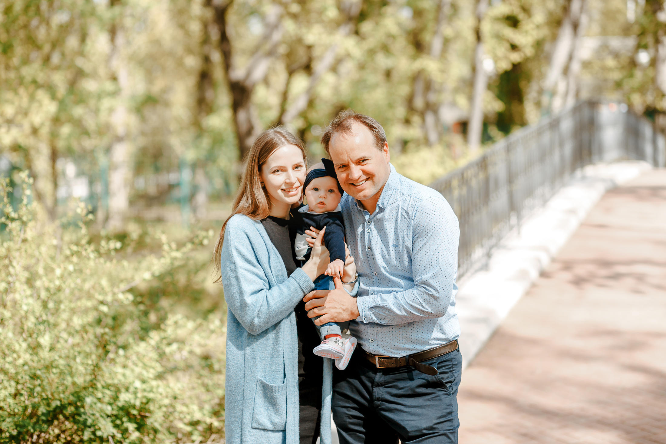 Семейная фотосессия в весенней Москве