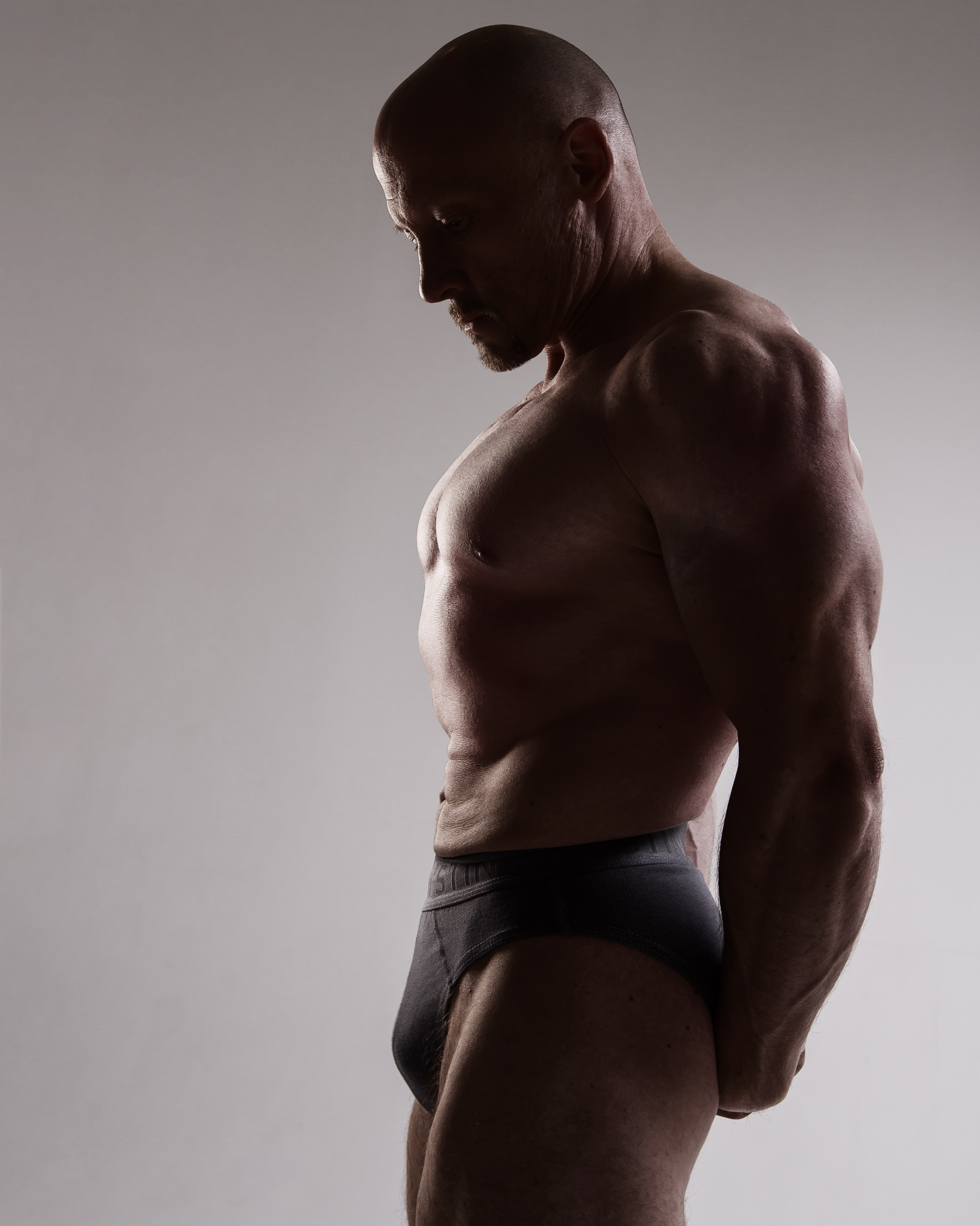 Роман. Спасибо за проявленный интерес к моему творчеству! Меня зовут Россохат