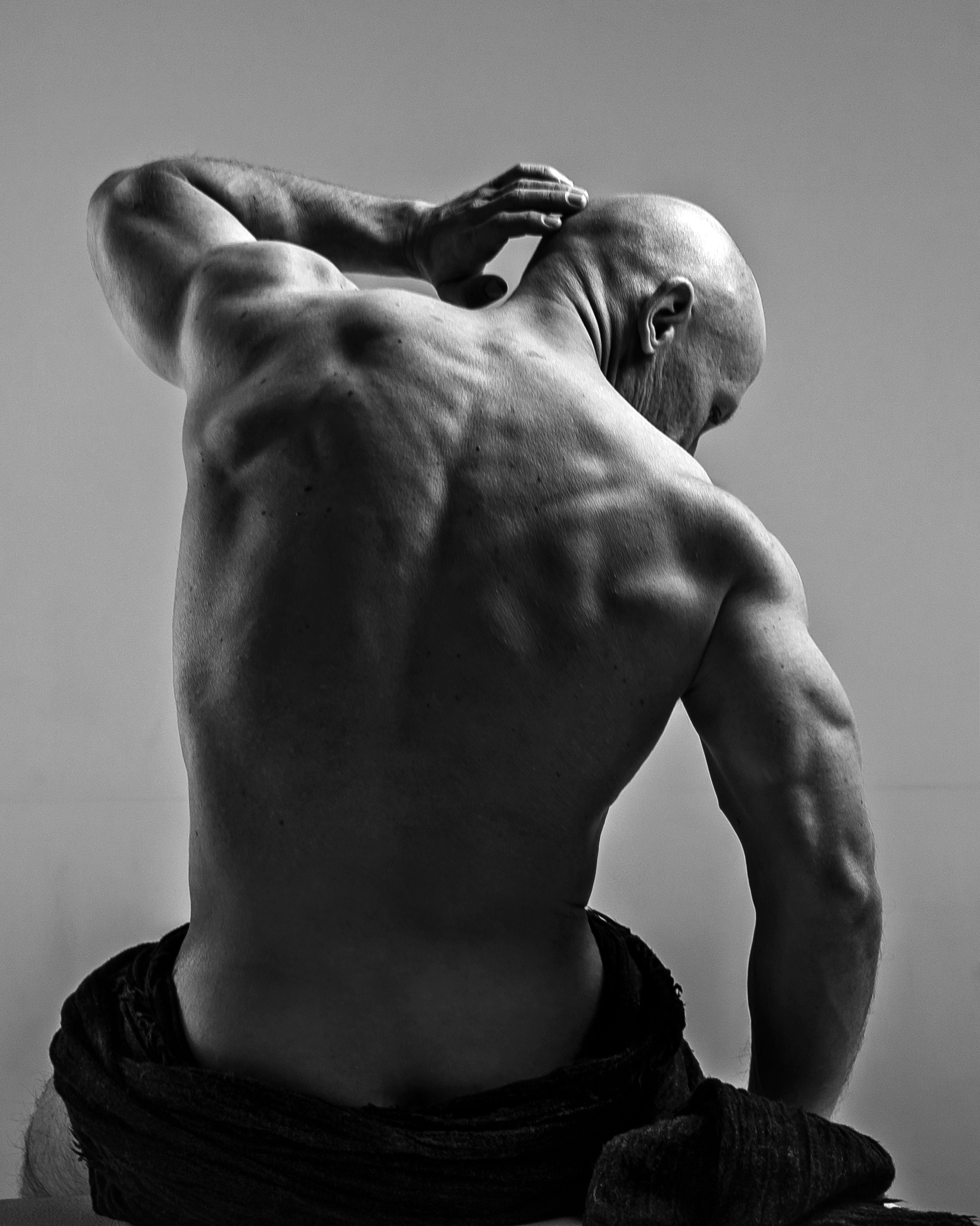 Роман. Спасибо за проявленный интерес к моему творчеству! Меня зовут Россохат