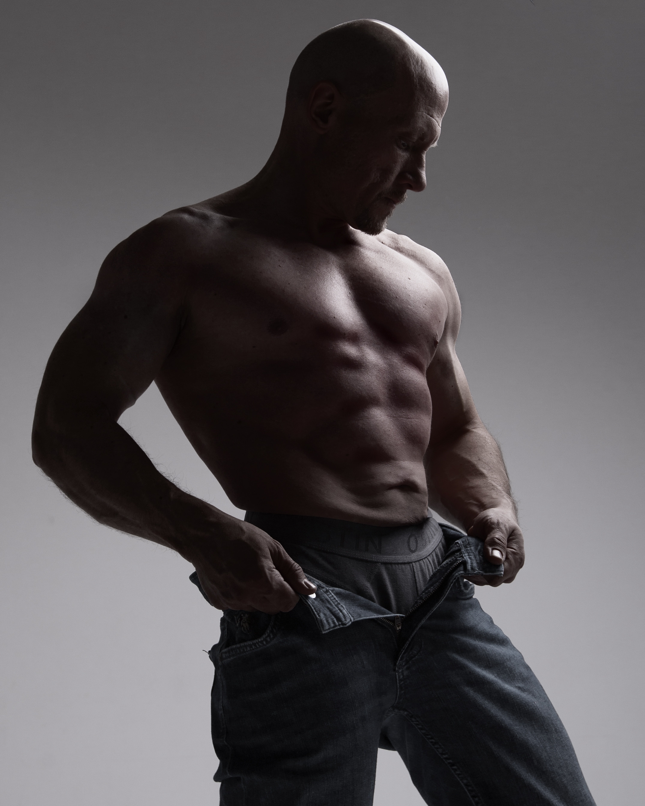 Роман. Спасибо за проявленный интерес к моему творчеству! Меня зовут Россохат