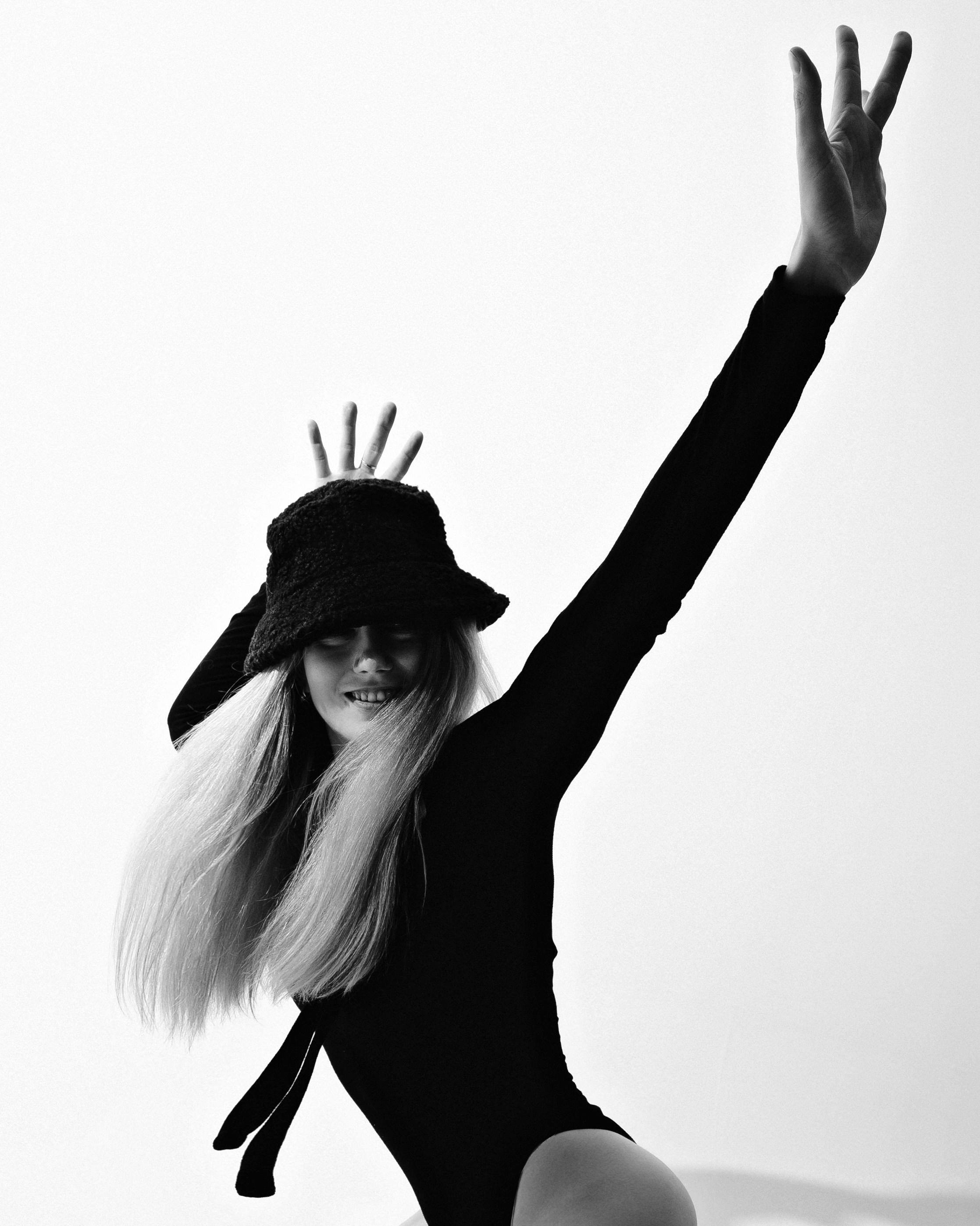 Mary of light. Спасибо за проявленный интерес к моему творчеству! Меня зовут Россохат