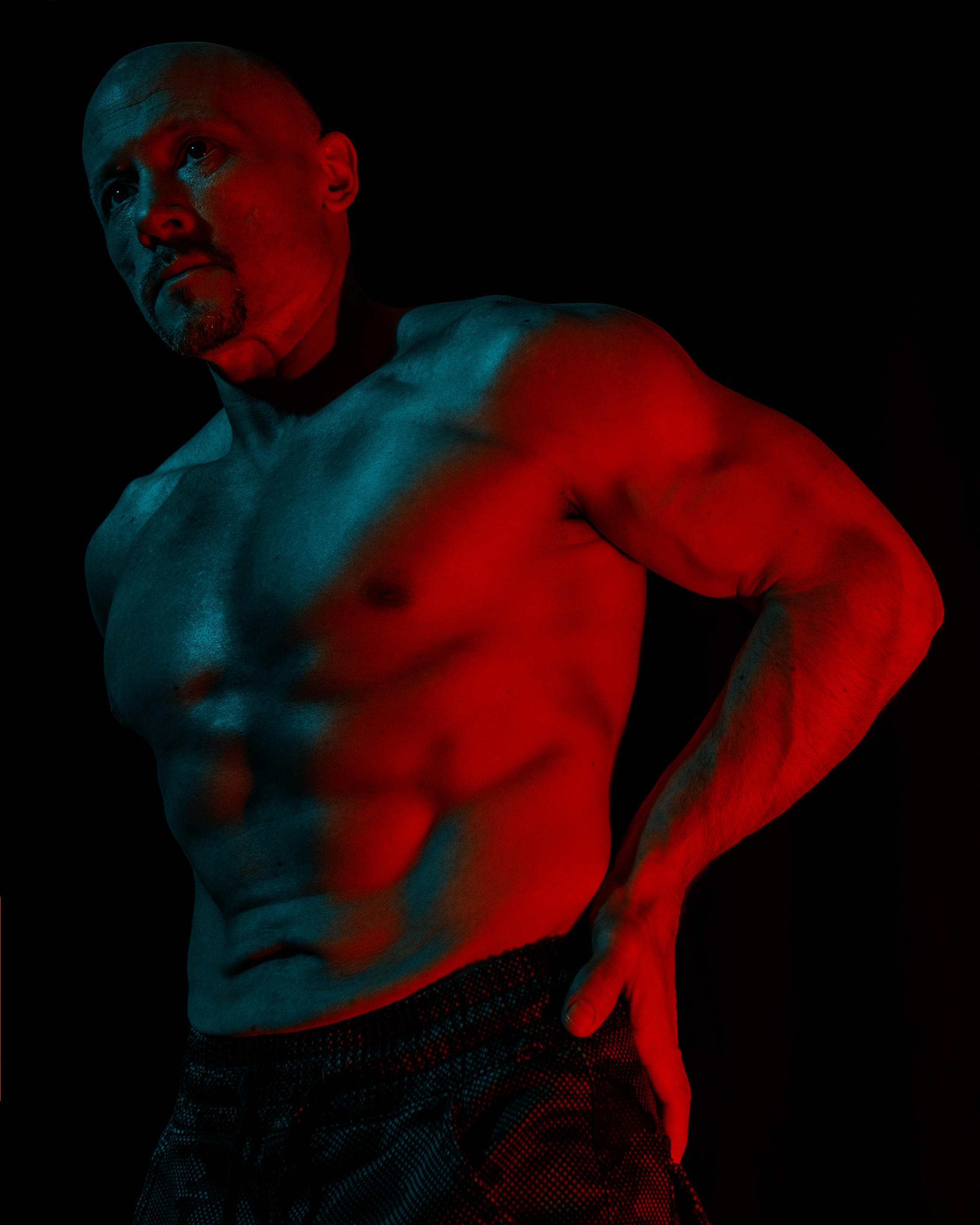 Роман. Спасибо за проявленный интерес к моему творчеству! Меня зовут Россохат