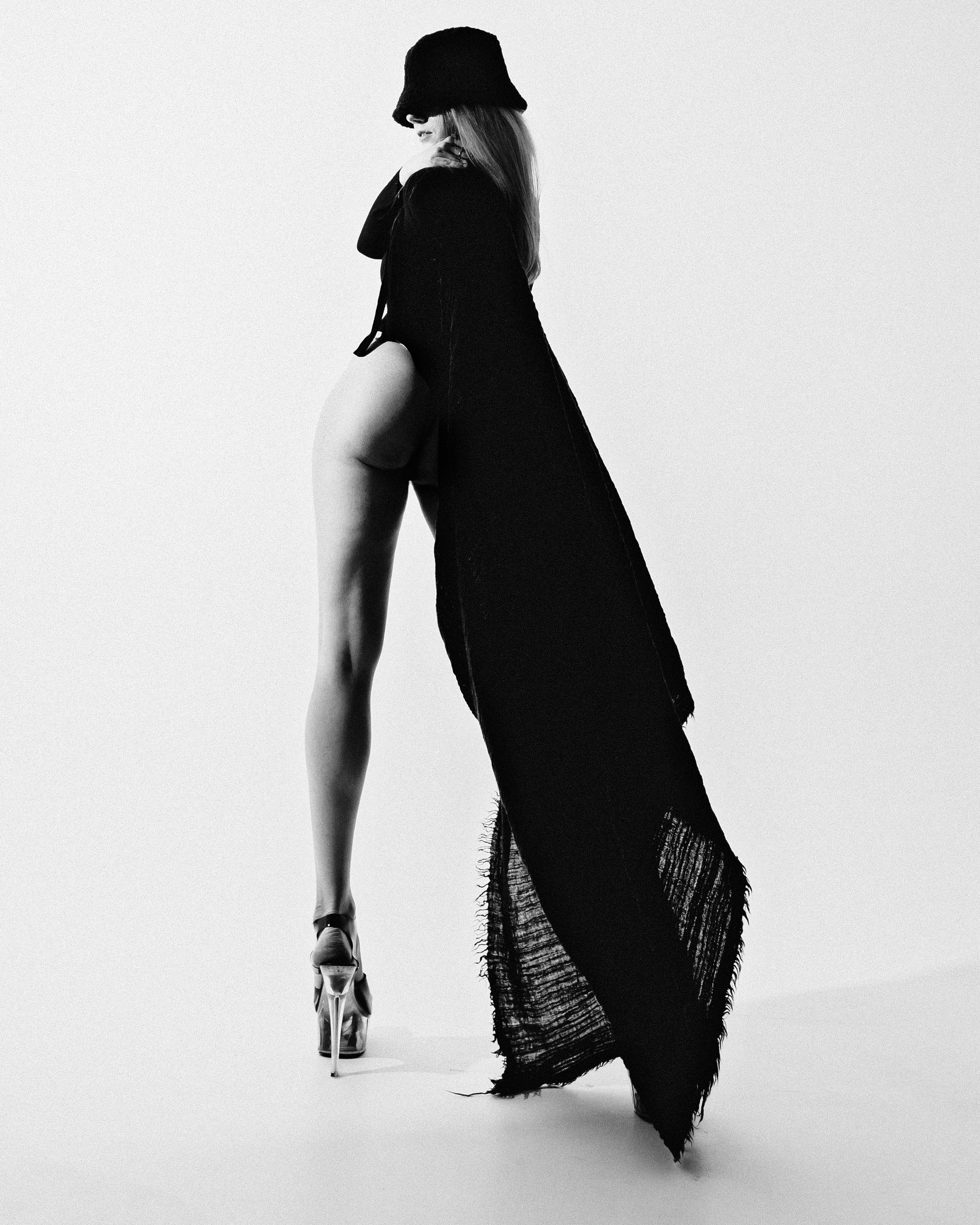 Mary of light. Спасибо за проявленный интерес к моему творчеству! Меня зовут Россохат