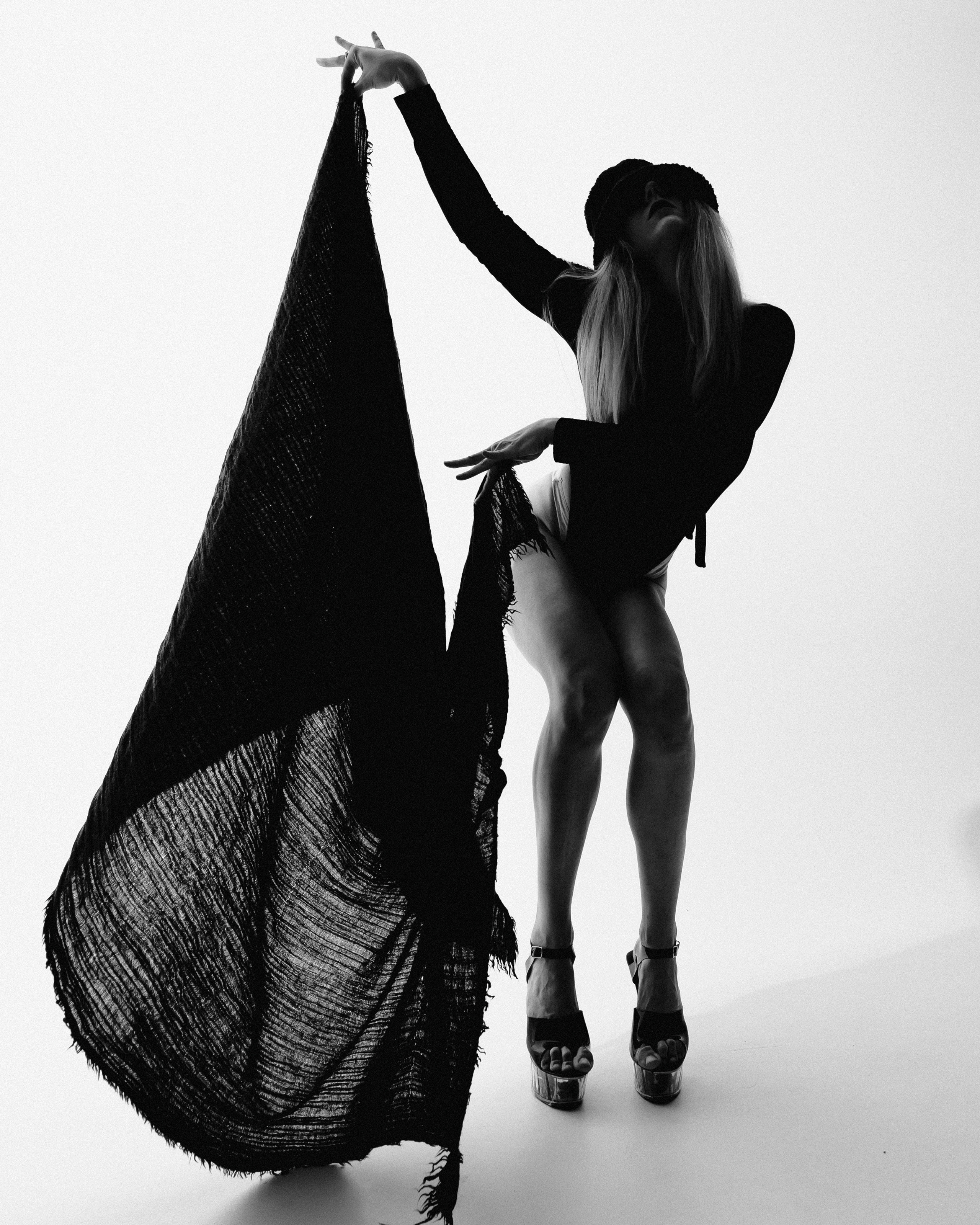 Mary of light. Спасибо за проявленный интерес к моему творчеству! Меня зовут Россохат