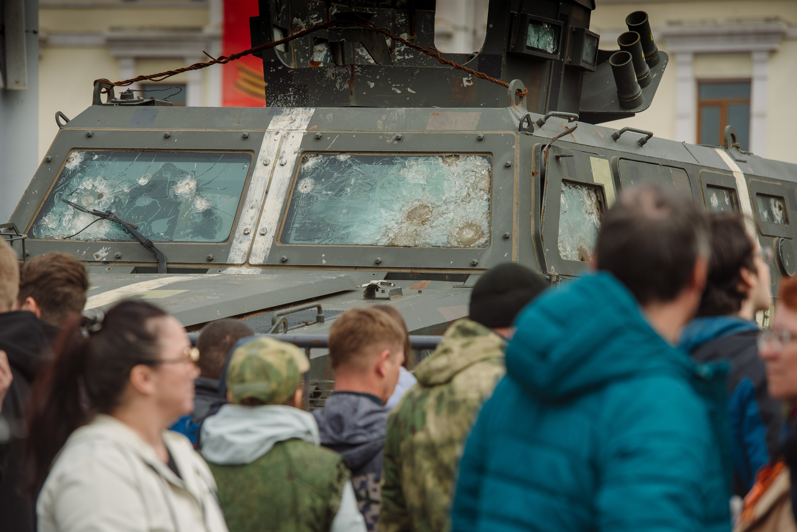 9 мая Центральная плащадь. Фотограф Мария Каюрова