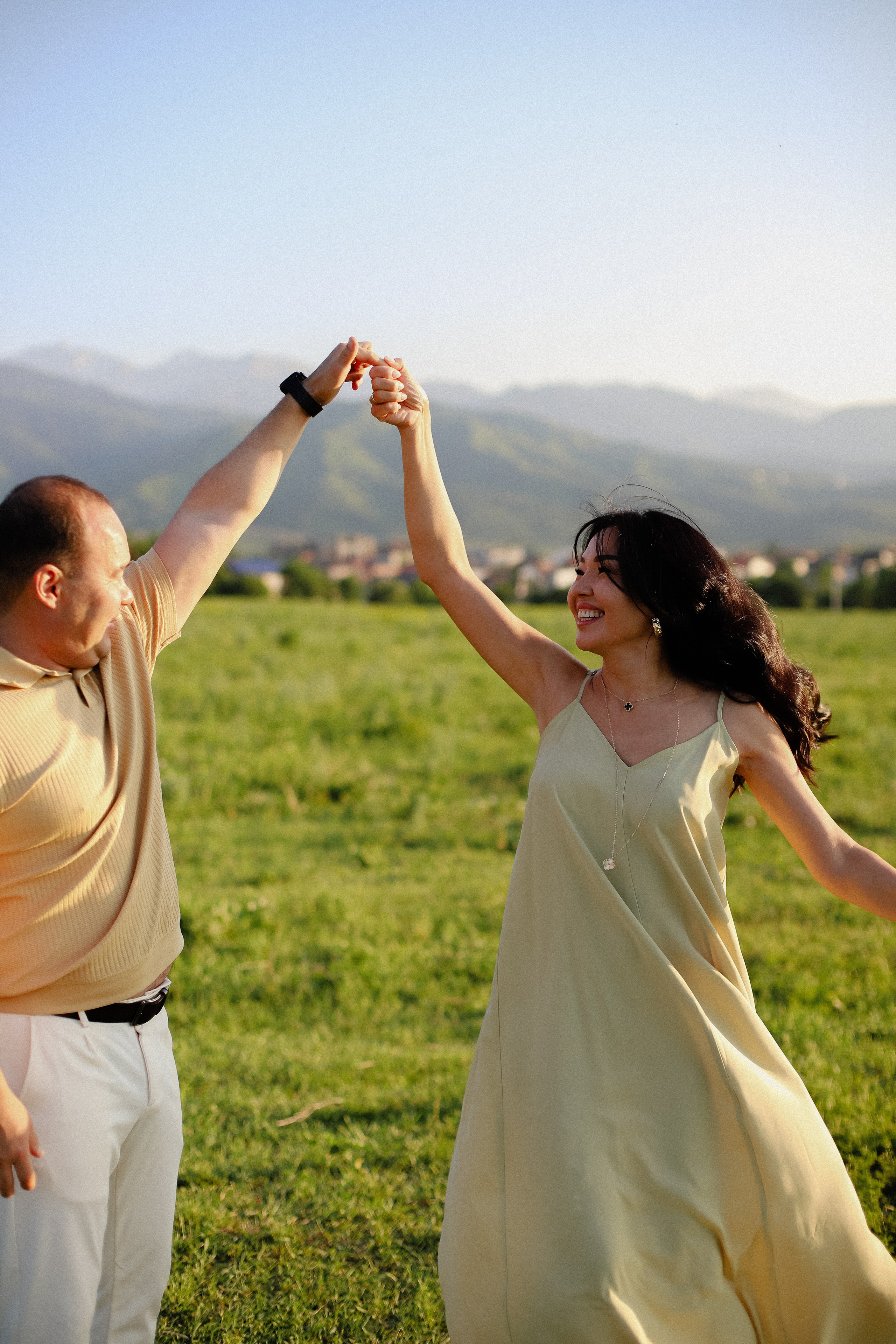 Поле на закате. Фотограф в Алматы и Москве Даша Пушкина