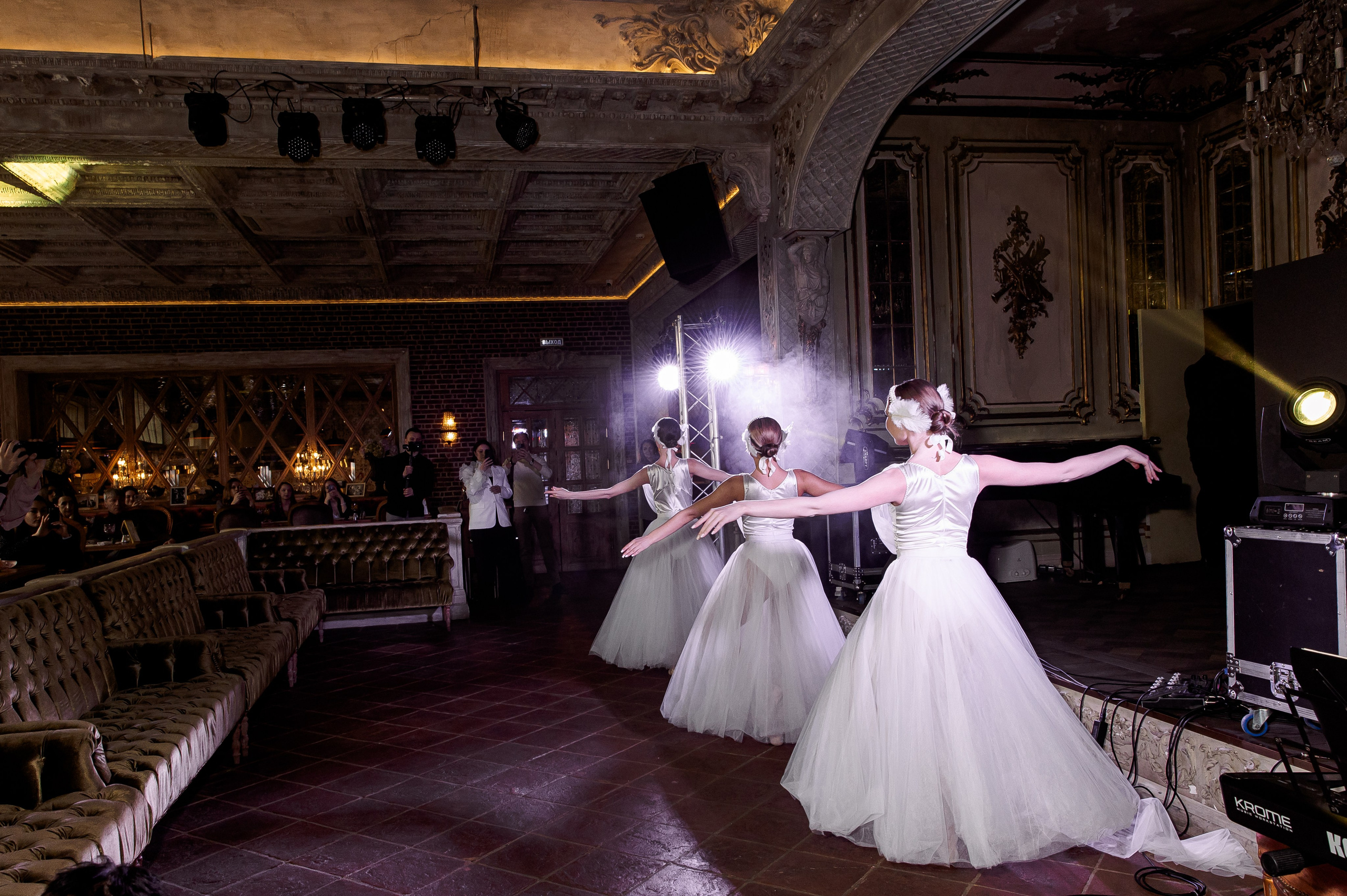 Свадебная выставка. Свадебный и семейный фотограф в Челябинске Юлия Ишимова