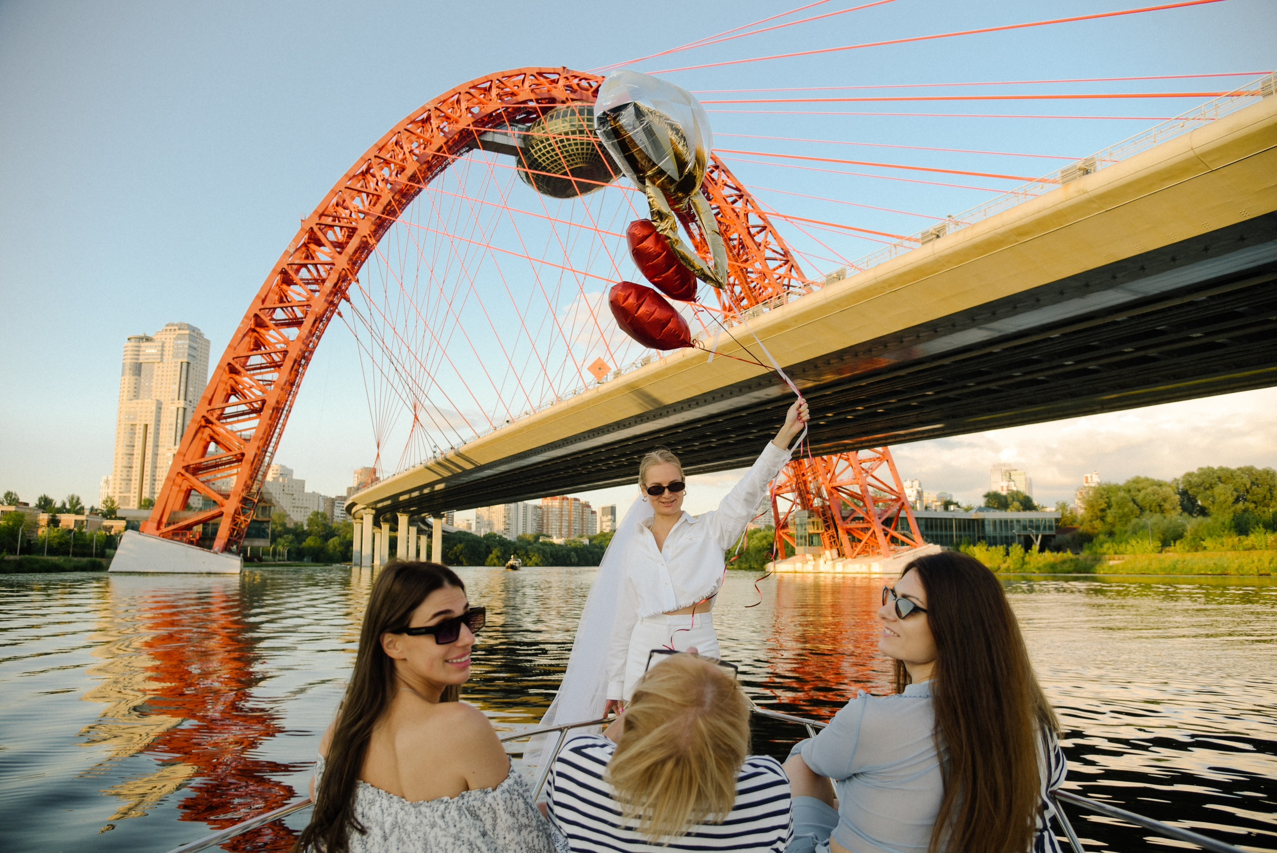 Девичник на яхте. Фотограф Лола Волна, город Москва