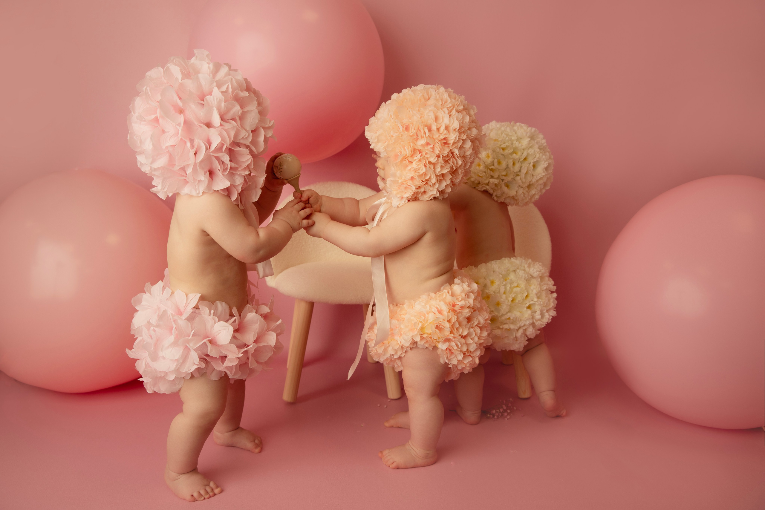 Съемка годовасиков в цветочных костюмах. Фотограф новорожденных, детский фотограф  Москва.Семейная съемка Москва. Семенова Анна