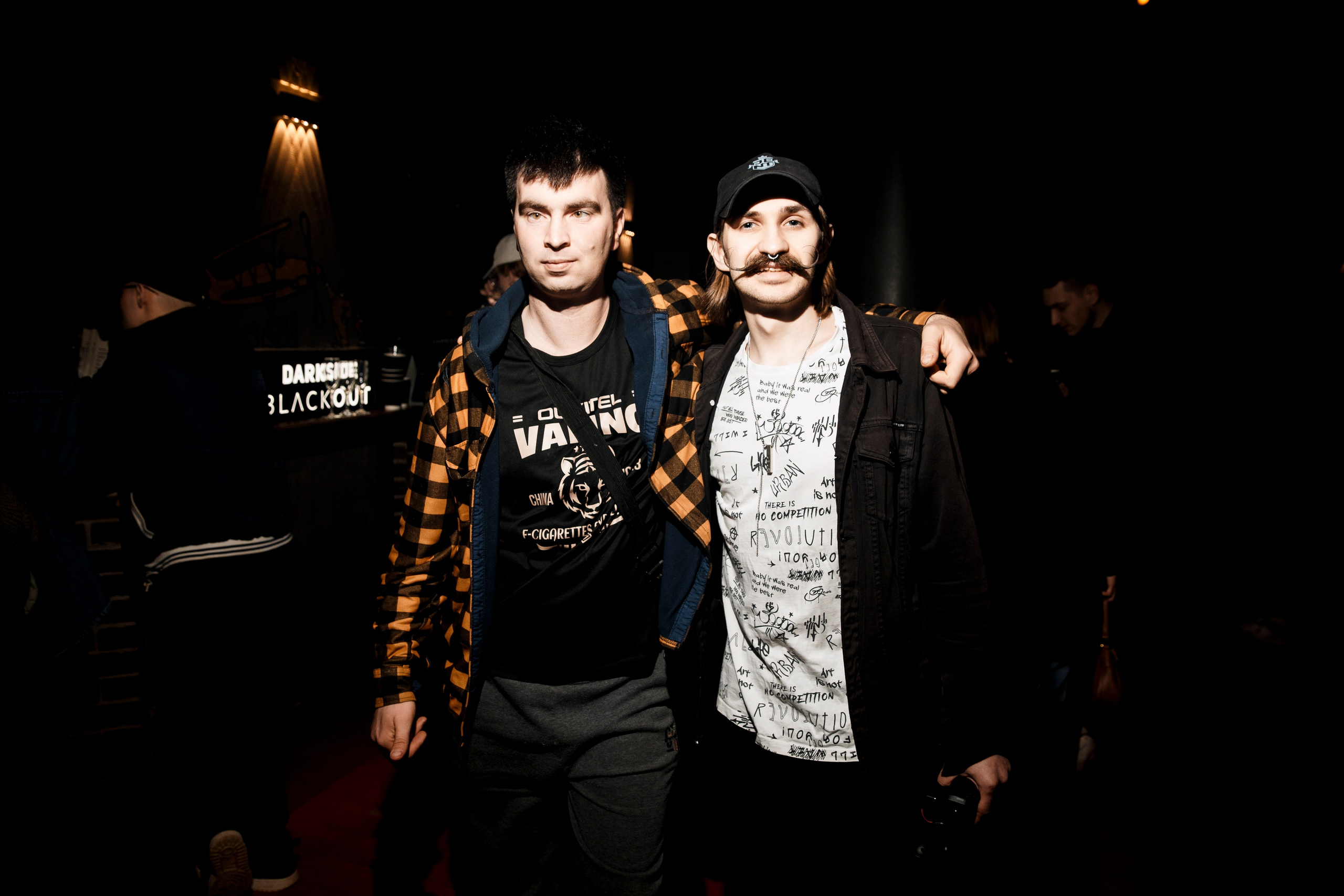 Darkside BlackOut. Свадебный и репортажный фотограф в Ярославле Евгений Шовдин