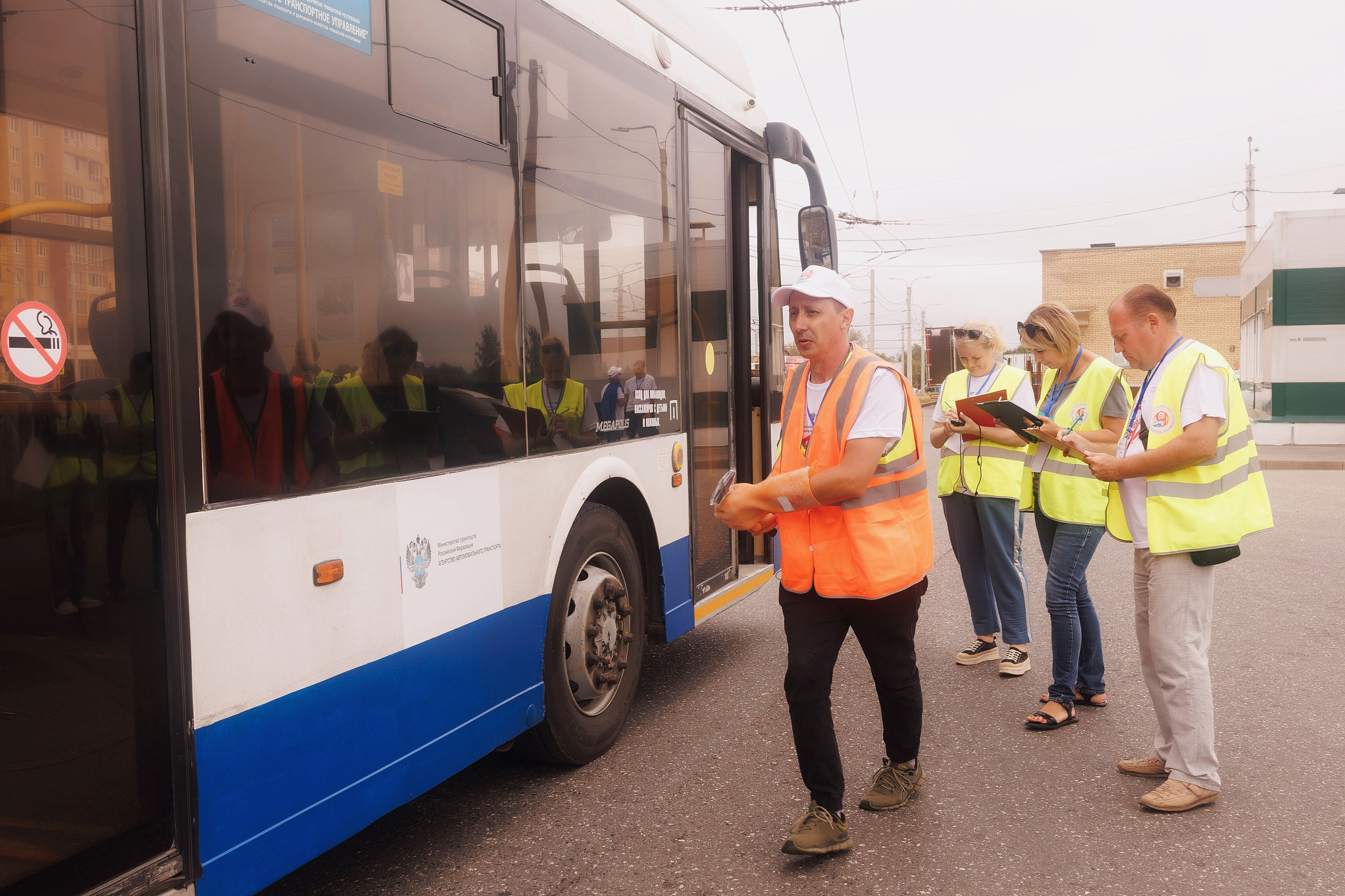 Лучший водитель троллейбуса России — 2024. Портретный и репортажный фотограф в Чебоксарах Андриян Чаркин