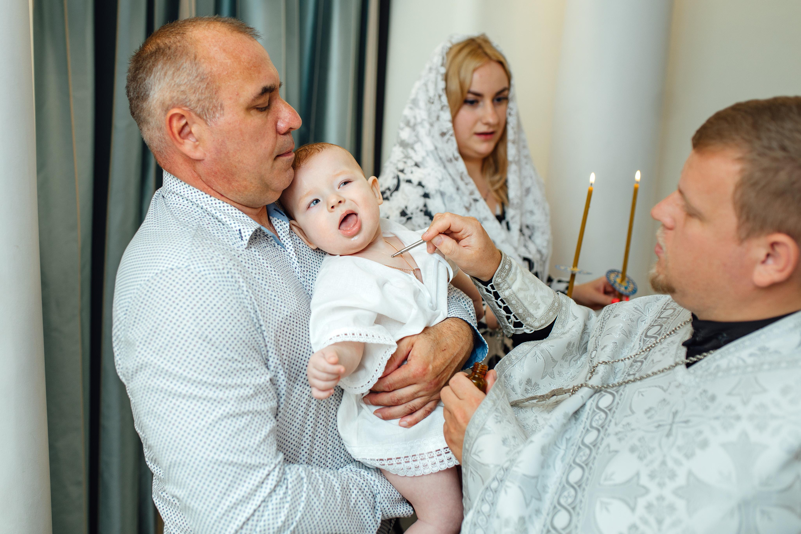 Таинство крещения Клима, храм Святой Троицы, август 2023