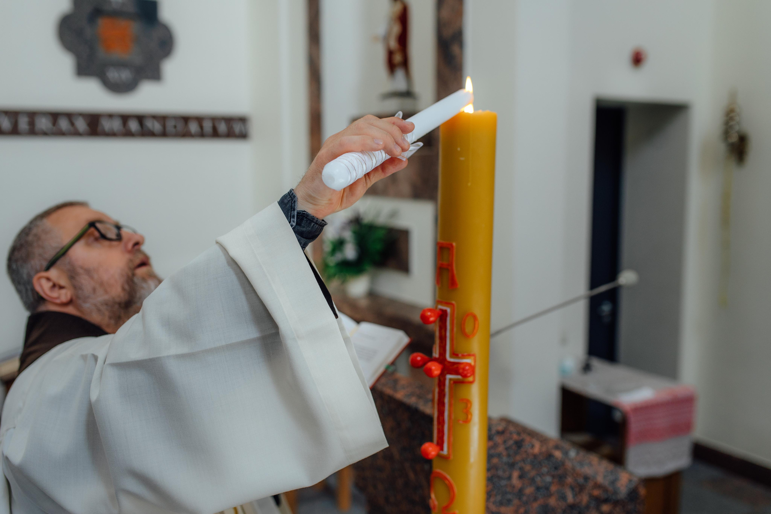 Святы Хрост Эмы, Касцёл Святога Францыска Асізскага, чэрвень 23