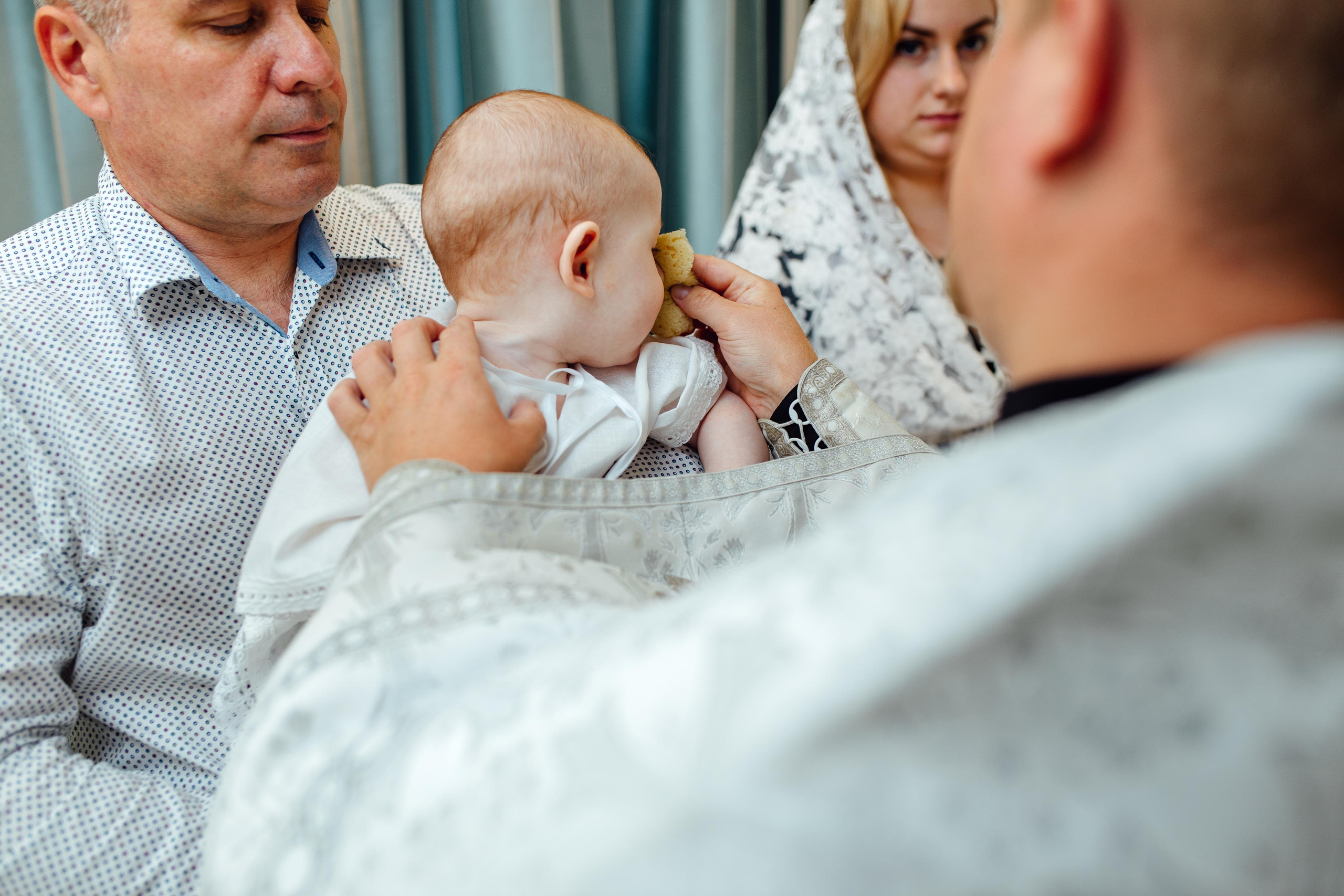 Таинство крещения Клима, храм Святой Троицы, август 2023