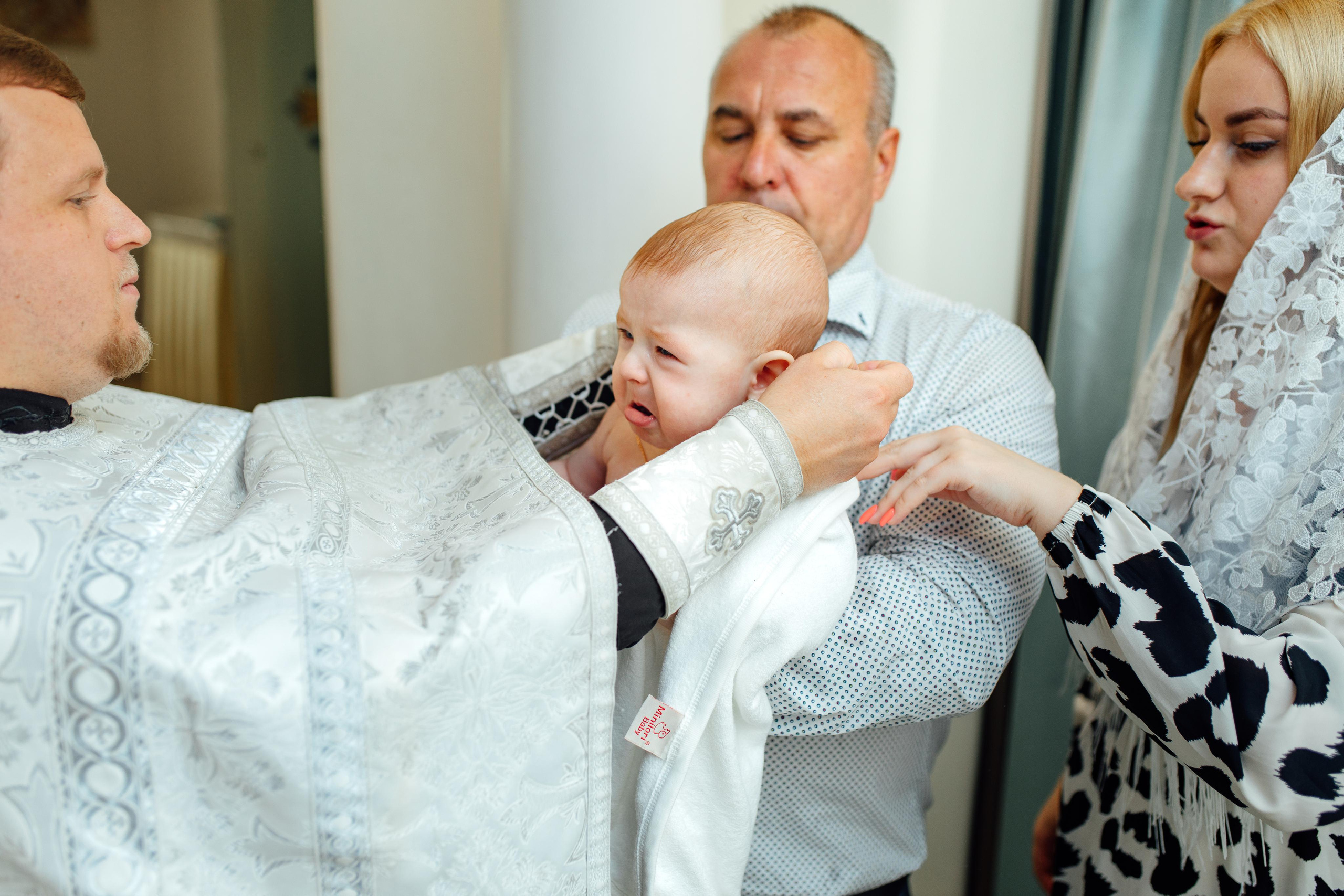 Таинство крещения Клима, храм Святой Троицы, август 2023