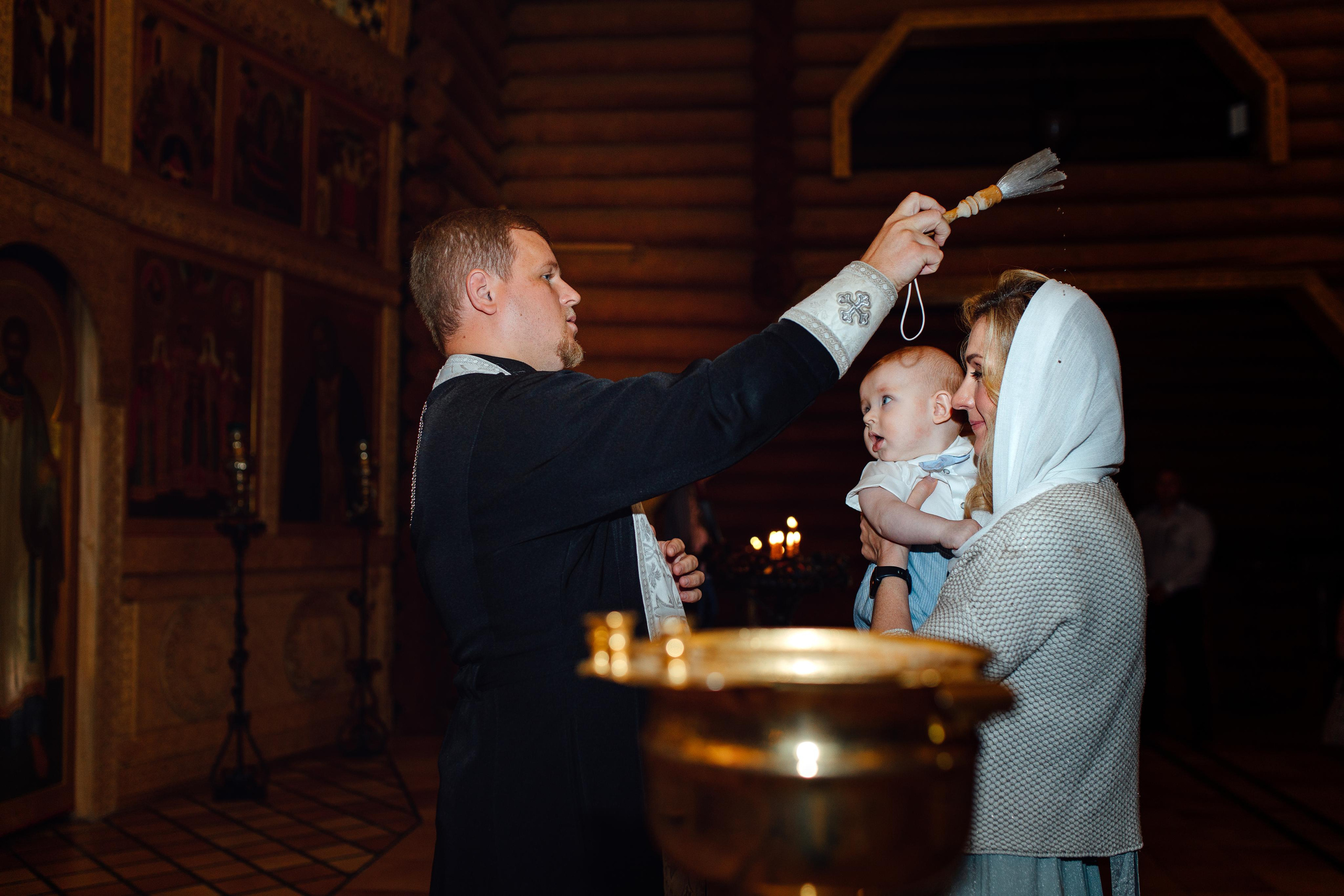 Таинство крещения Клима, храм Святой Троицы, август 2023