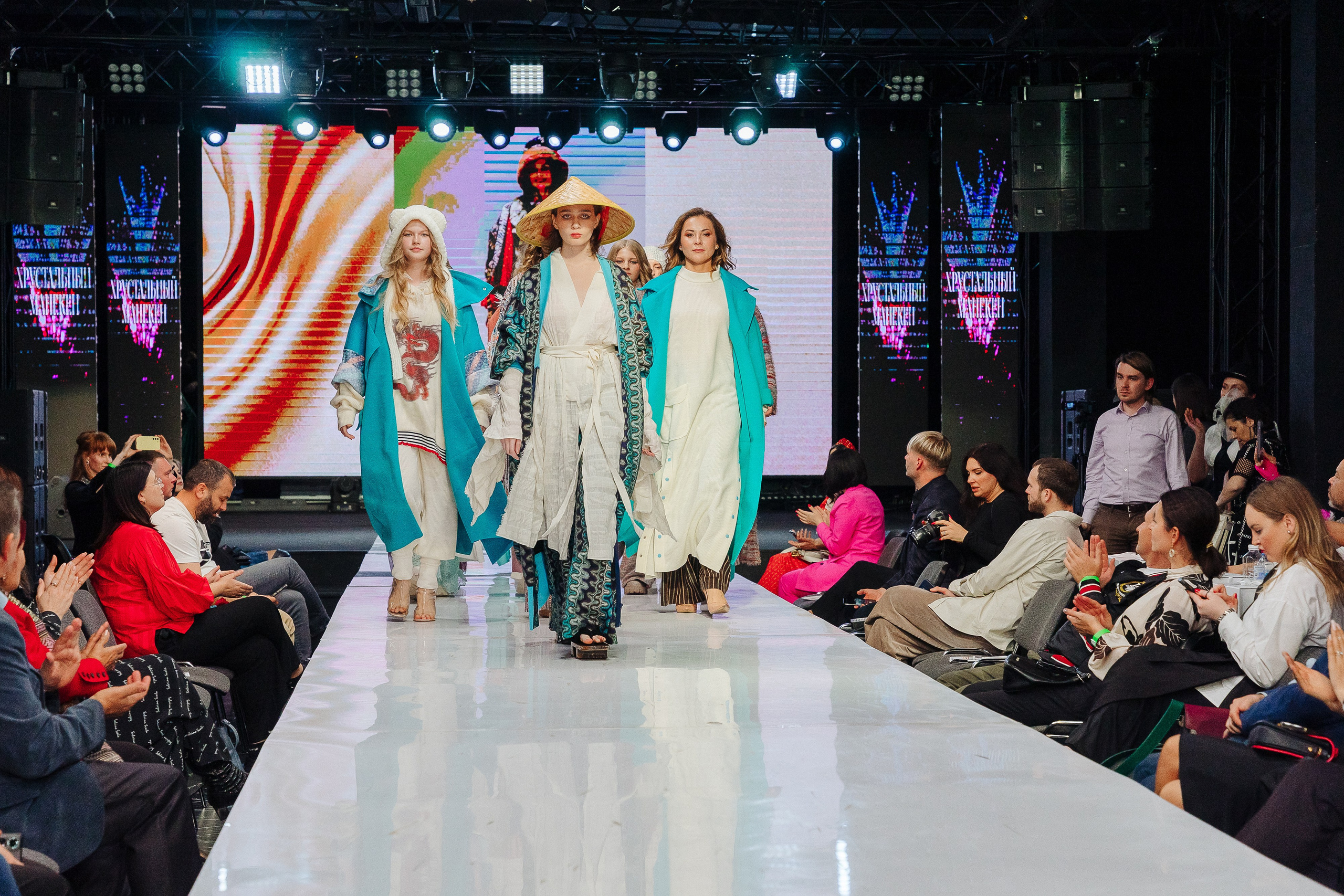 Хрустальный манекен (Москва). Свадебный, репортажный, семейный фотограф Елена Брюхова