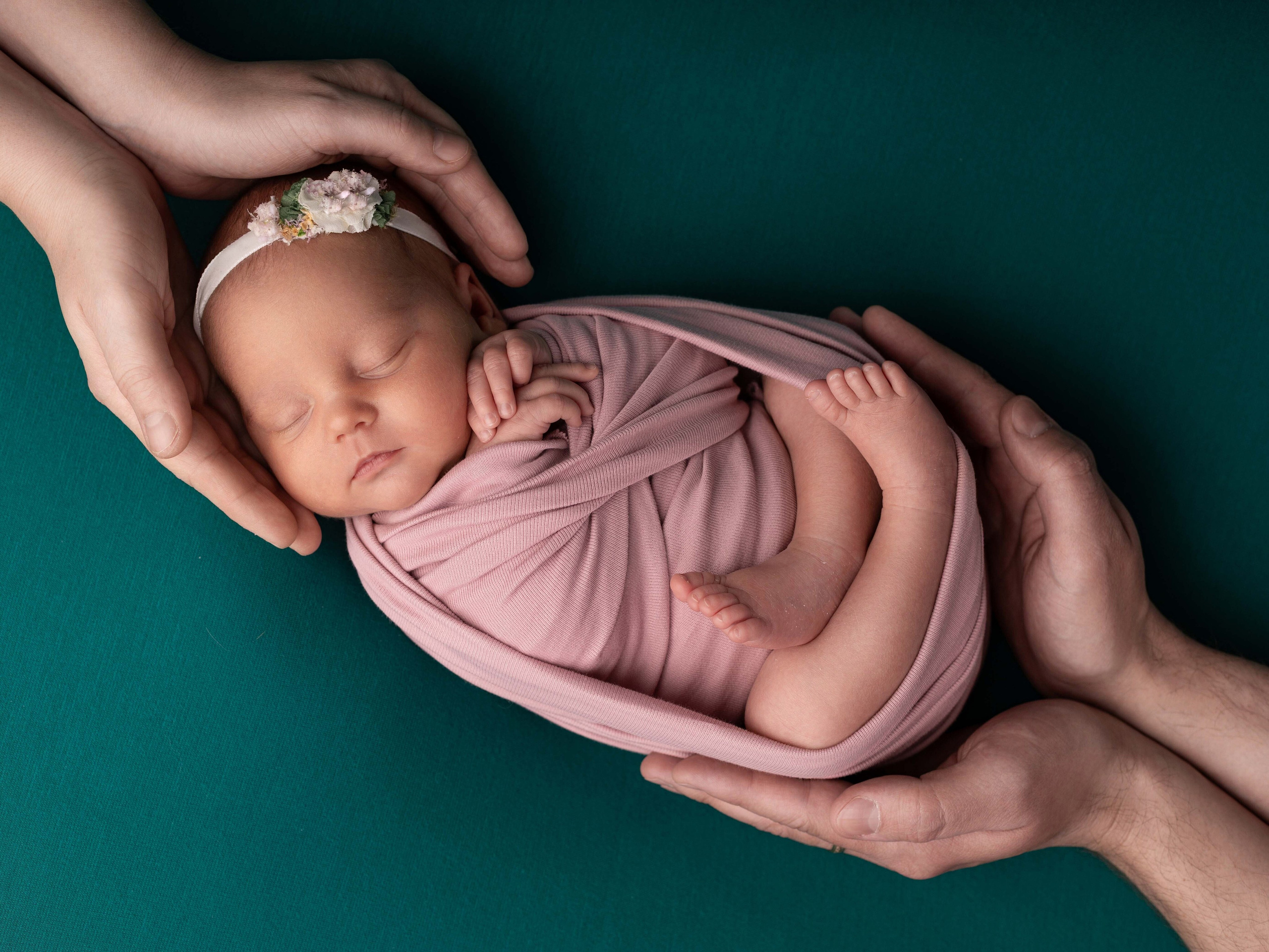 NEWBORN новорожденные. NEWBORN, детский и семейный фотограф в Москве