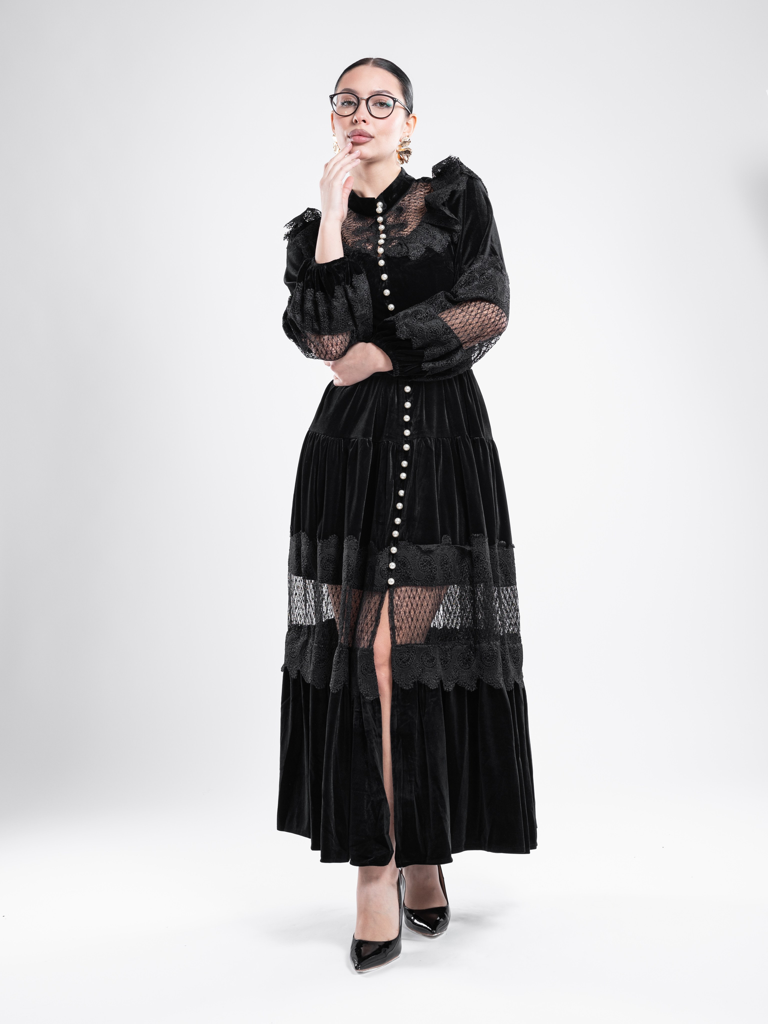 Платья и костюмы. Предметный фотограф, фото для маркетплейсов Пятигорск, КМВ