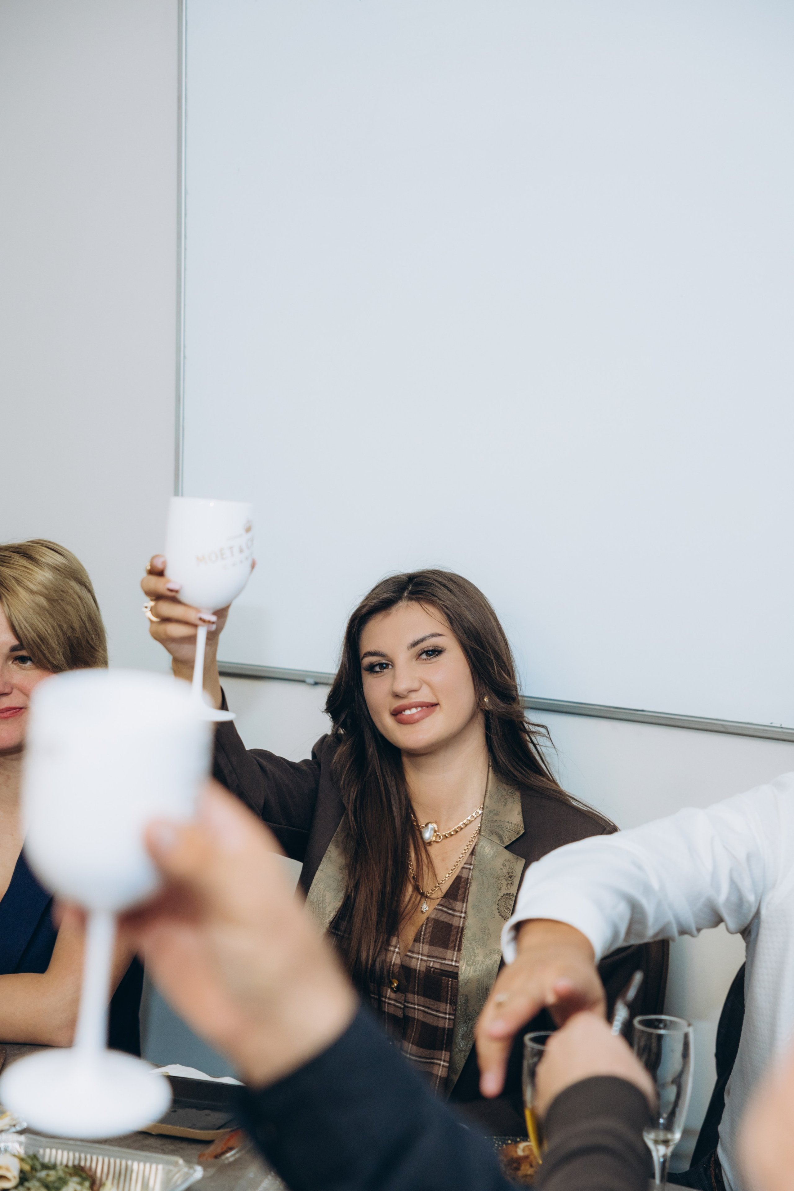 2 года компании «Удачный выбор». Свадебный, семейный фотограф в Иркутске Светлана Макаричева