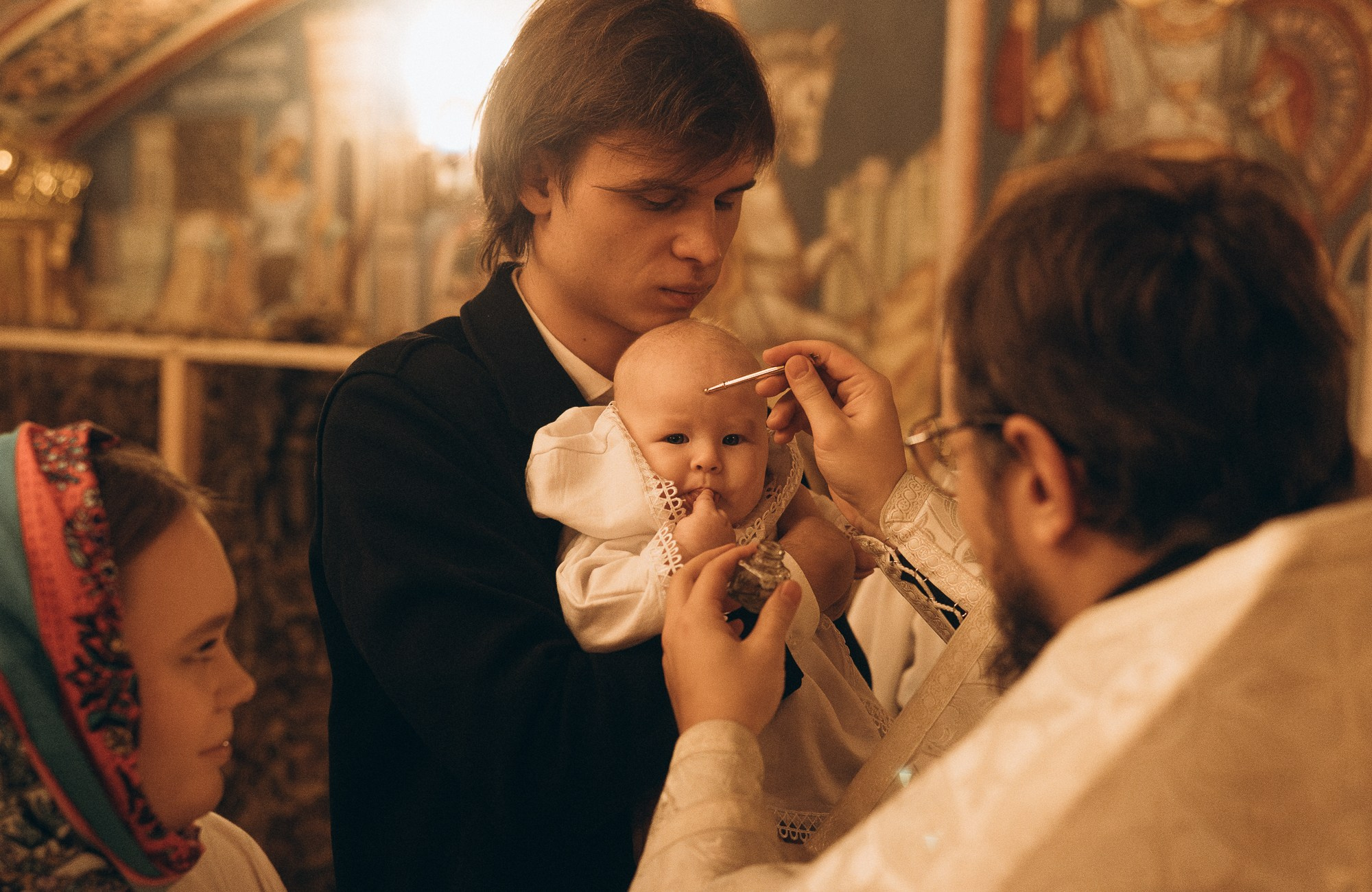 Таинство Крещения в Храм Иверской Божией матери Мичуринский проспект 68. Семейный, ньюборн фотограф, фотограф на роды в Москве, Виктория Тюльдюкова