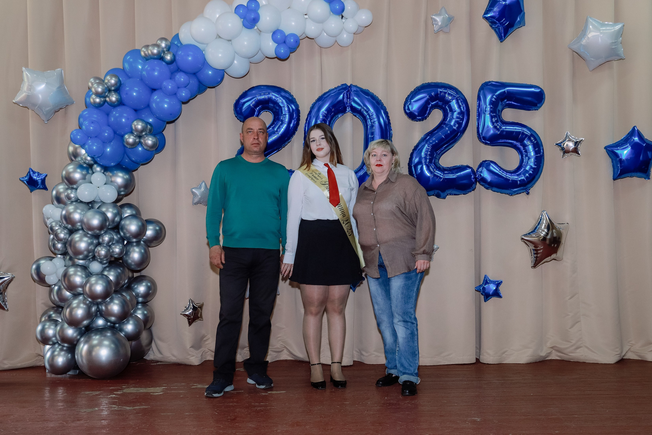 Последний звонок 9 кл № 26. Фотограф Юлия Мальцева