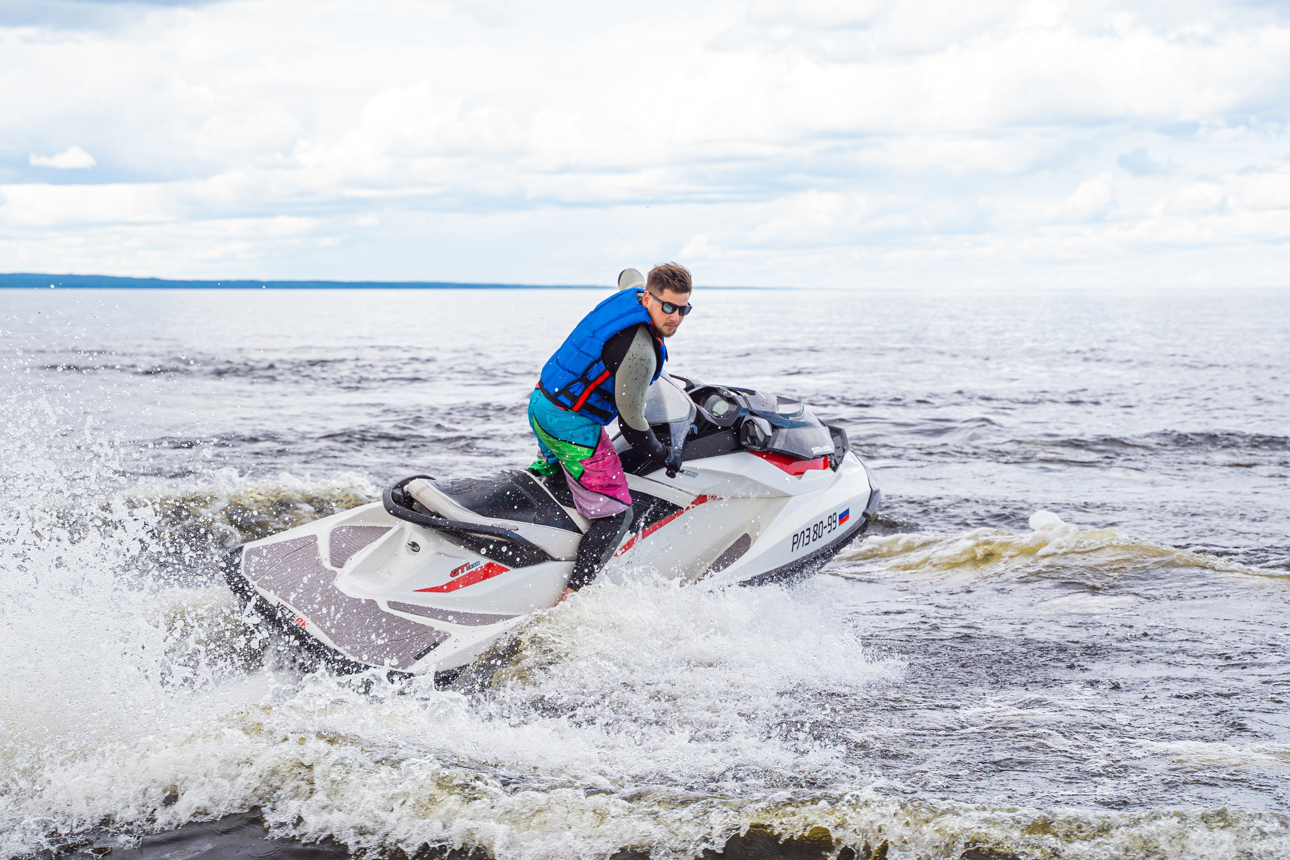 Гидровыезд в Коневский мужской монастырь. Свадебный, семейный, портретный, репортажный фотограф в Санкт-Петербурге