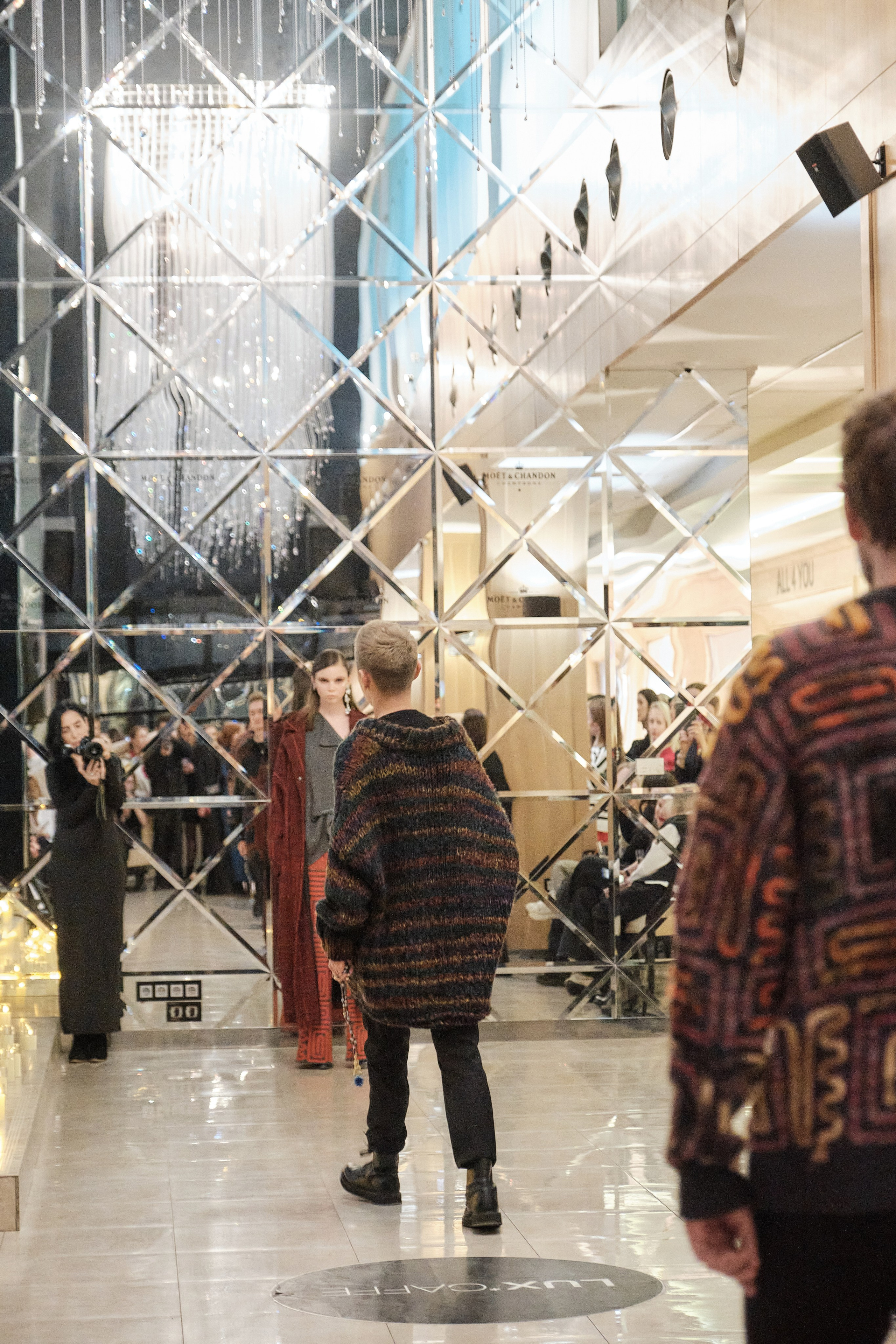 Показ коллекции (Мария Варламова). Свадебный фотограф в Екатеринбурге Соседков Евгений