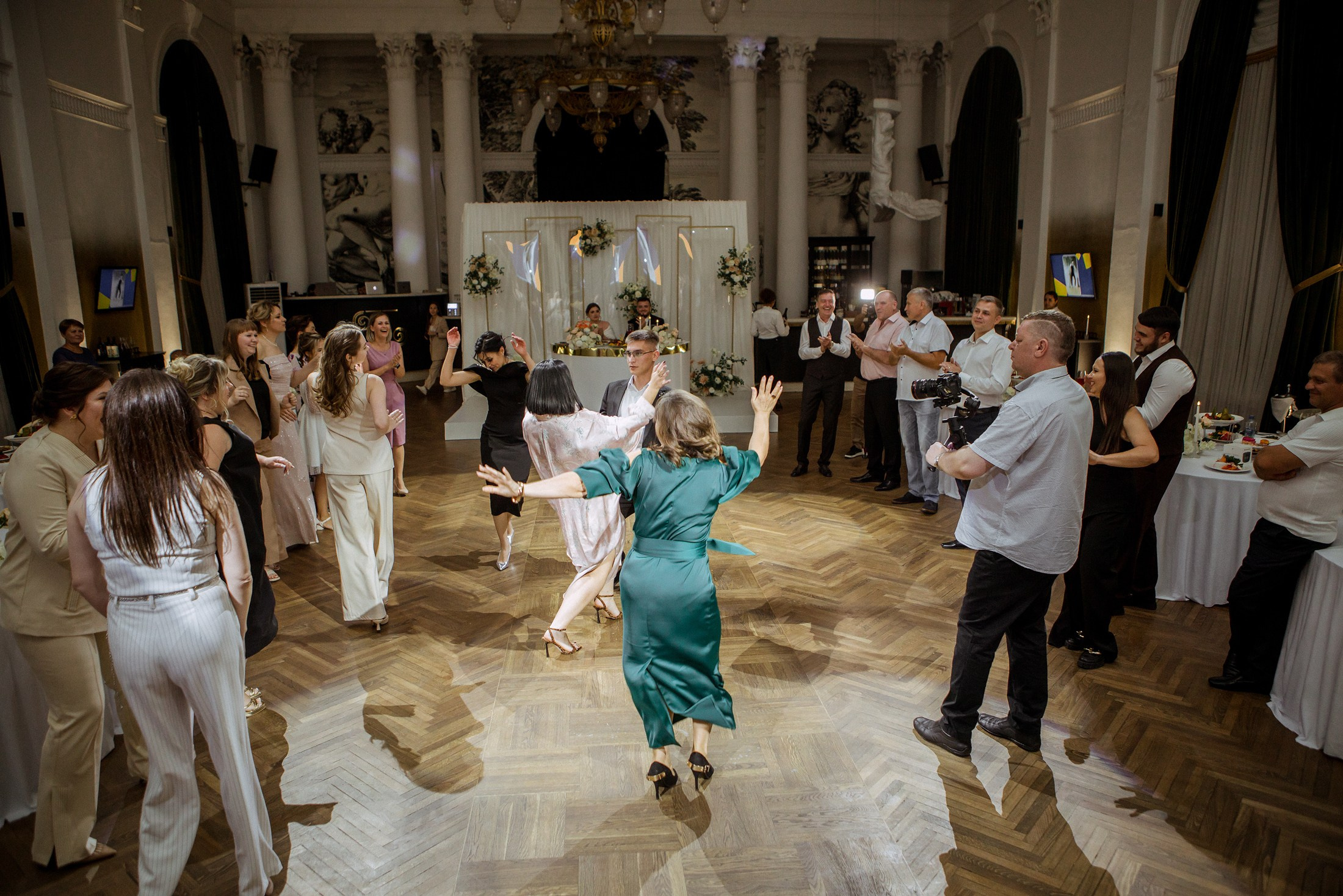 Дмитрий и Валерия. Фотографы в городе Волгограде — Людмила Агеева и Алексей Околелов