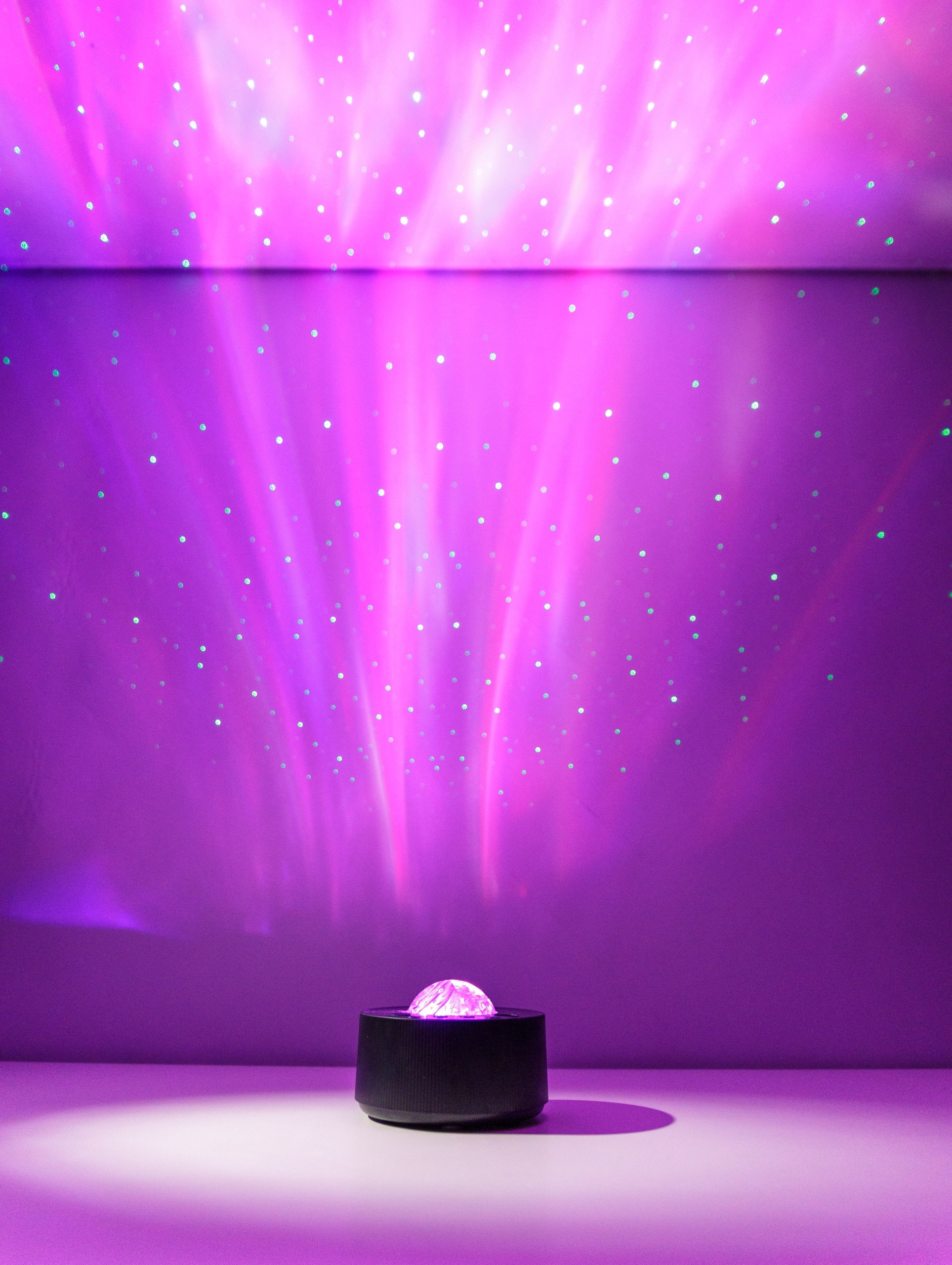 Ночник проектор ночного неба. Студия коммерческой съемки ХВОЯ