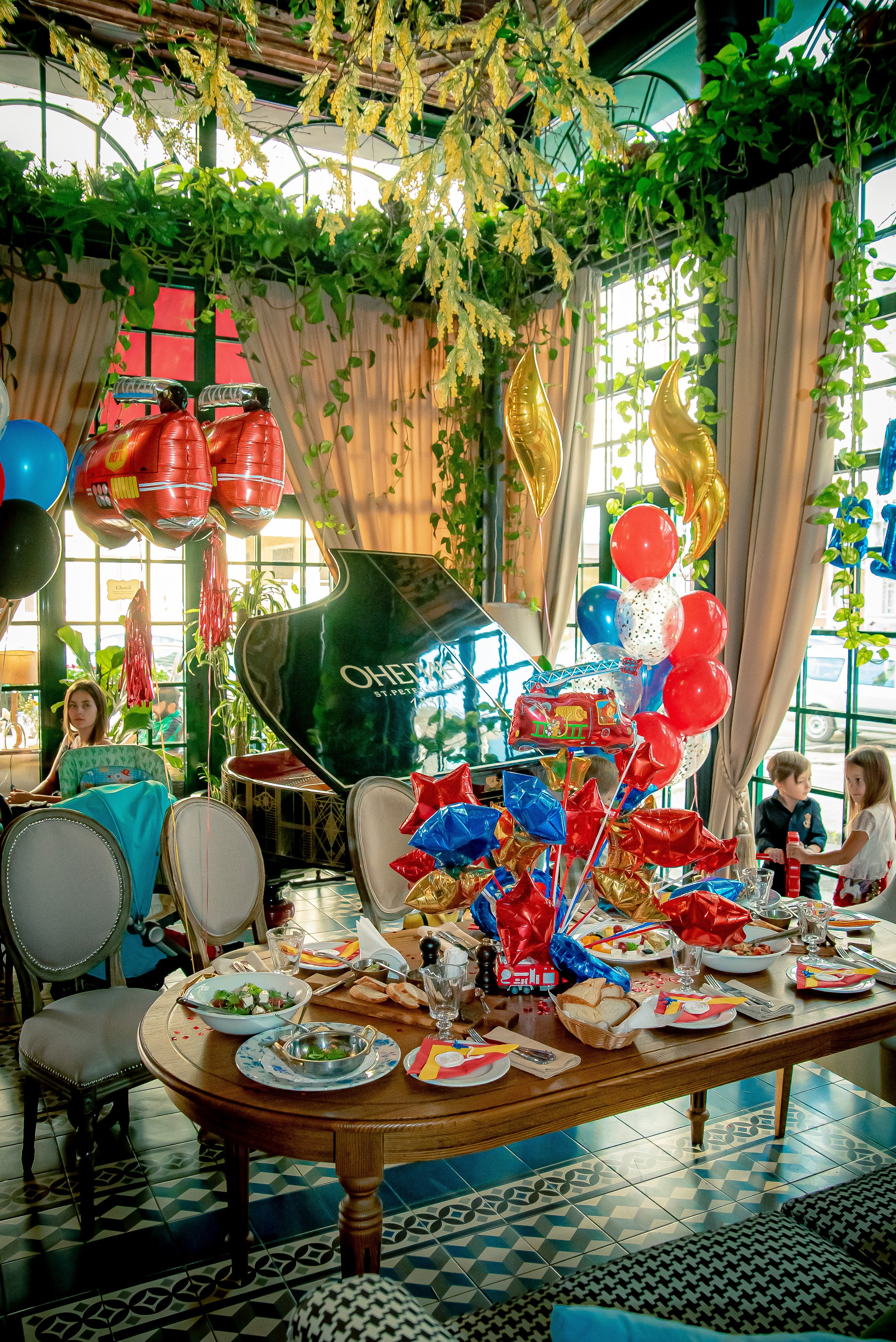 День Рожденья. Max Matvich and Victoria Basova are professionals in their field