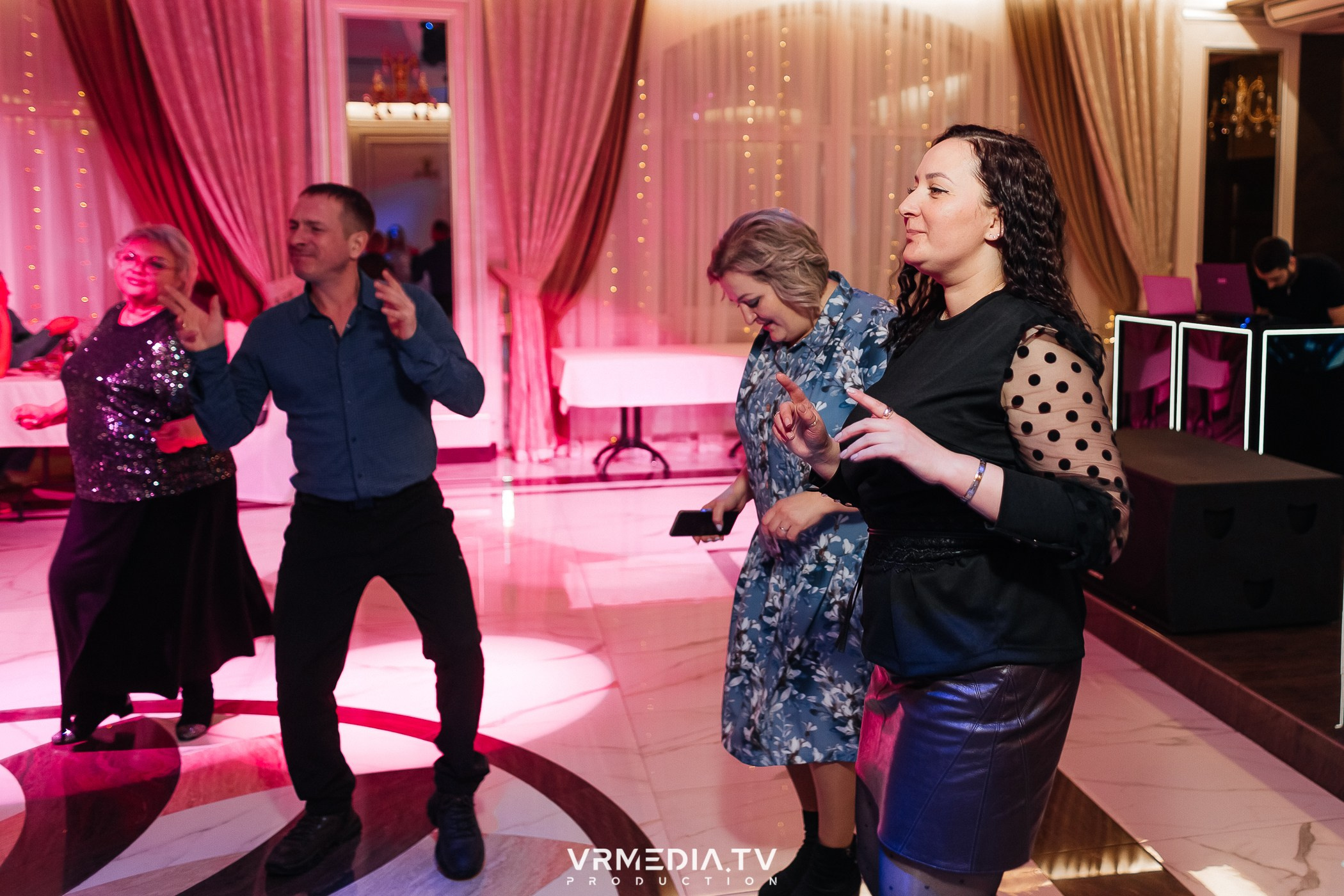 Выходные в ресторане «Лазурный берег»