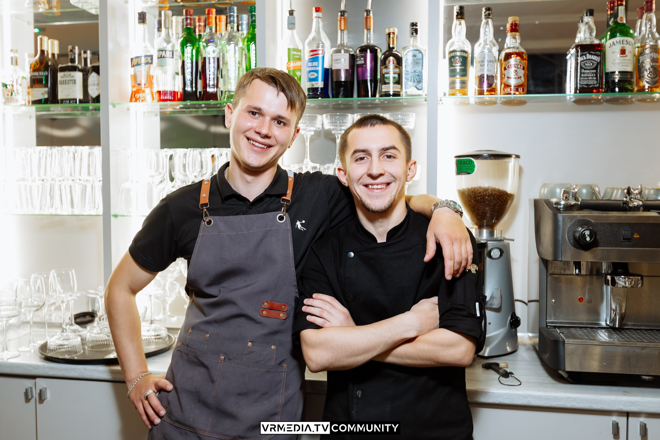 Выходные в караоке-баре «Империя»