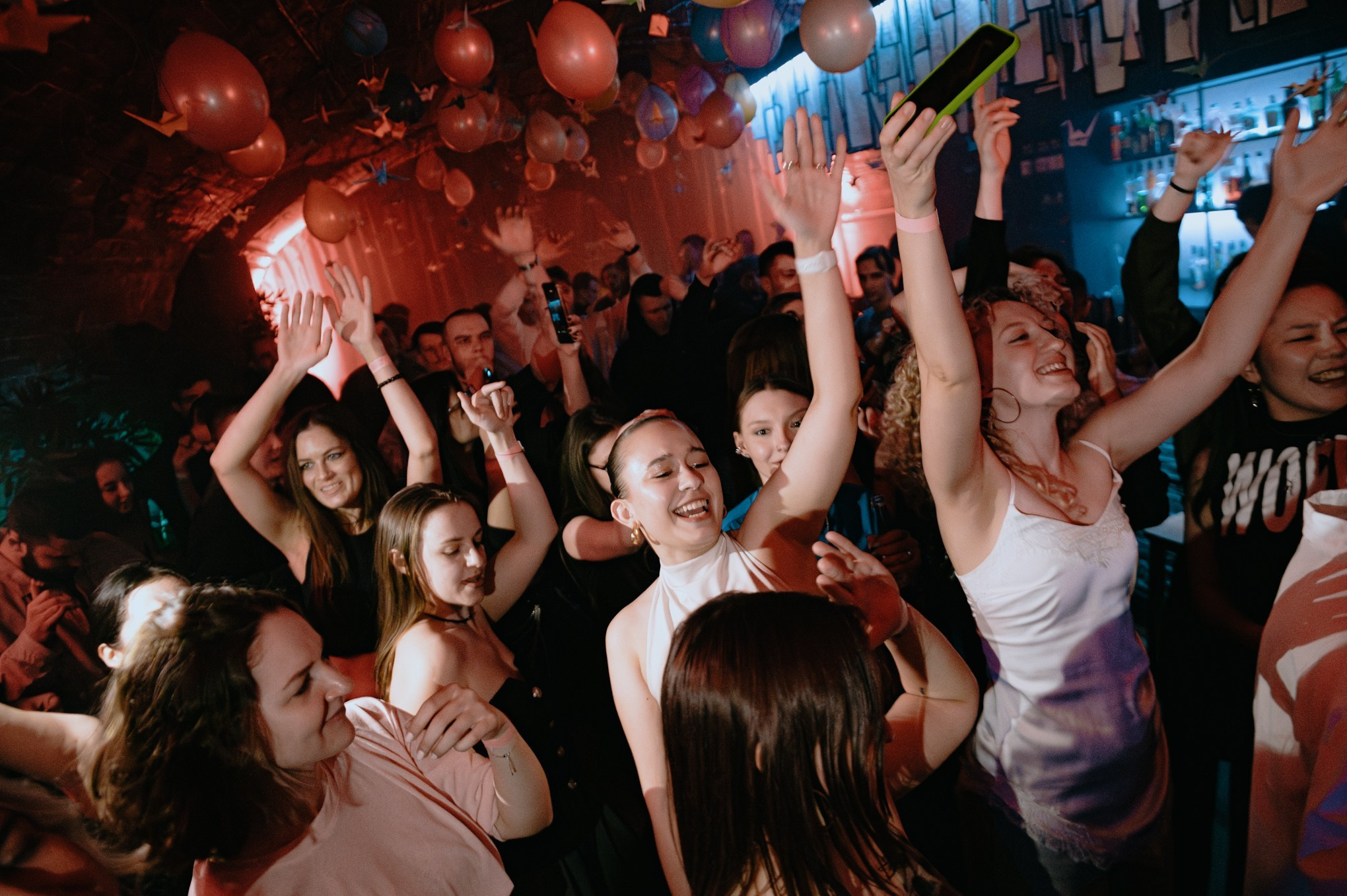 Party time. Мультижанровый Фотограф в Иркутске Александр Лебедев