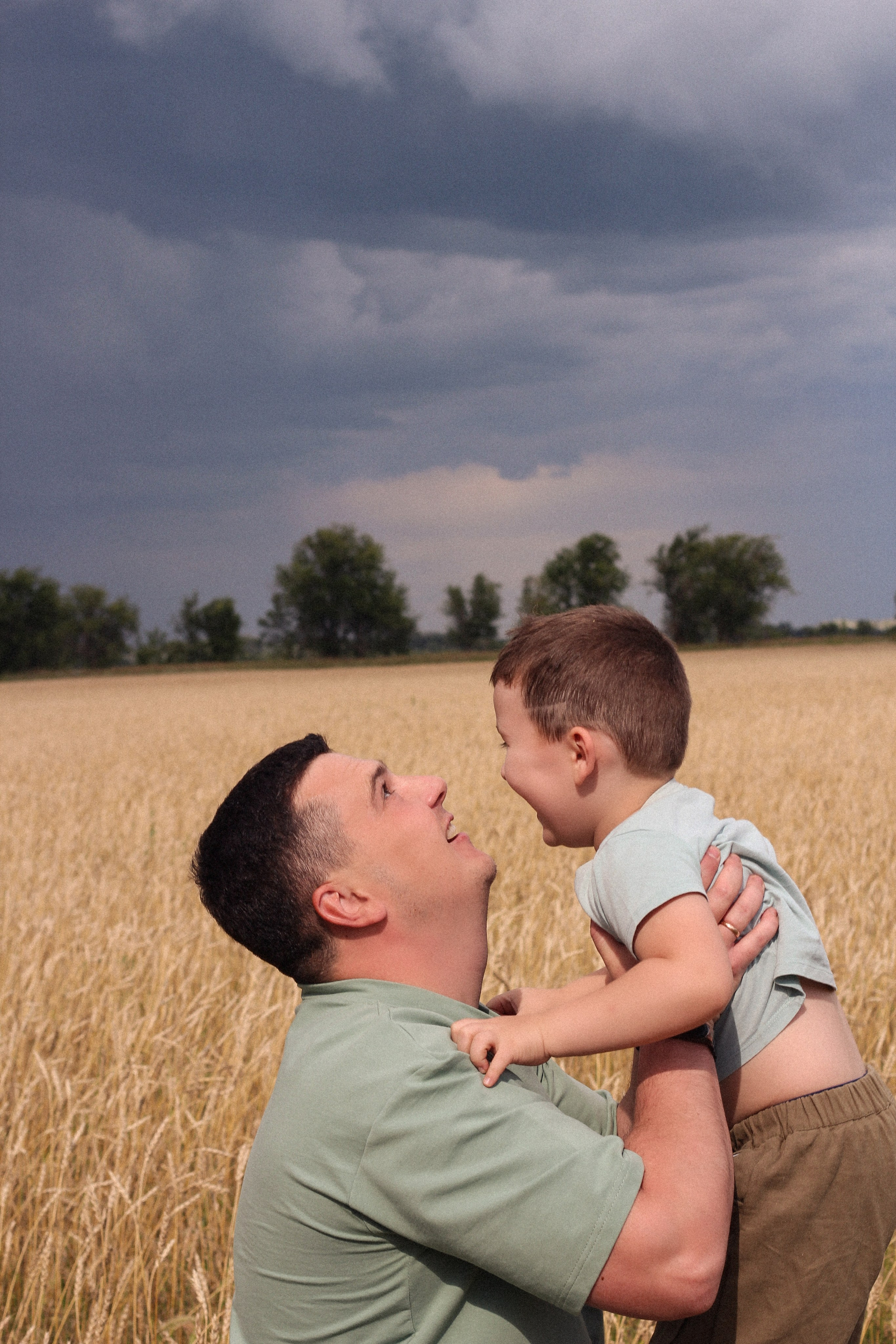 Семья Секретевых. Мания, портретный фотограф в городе Оренбург