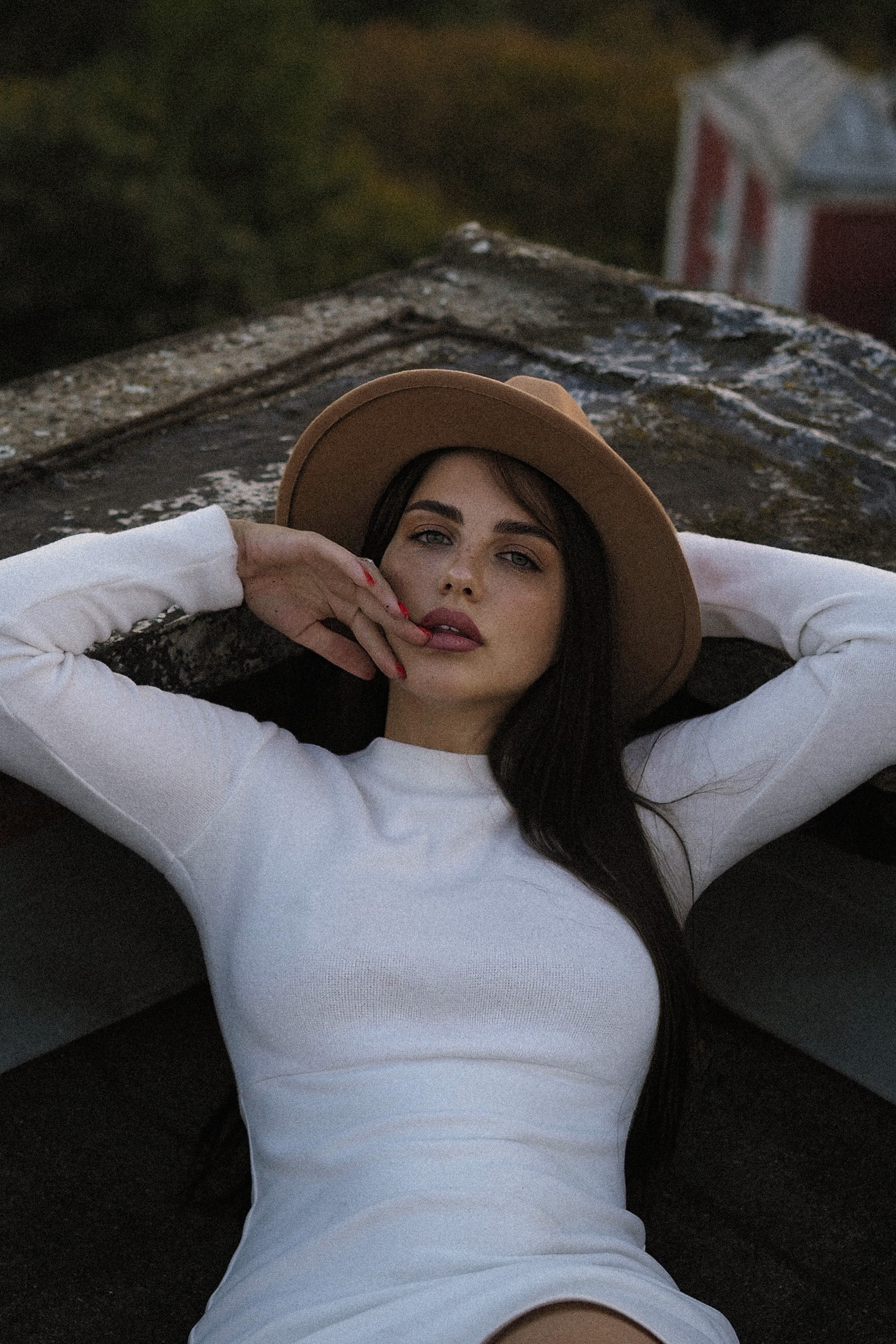 Женский фотограф и мини-тату мастер Москва Юлия Солодкина