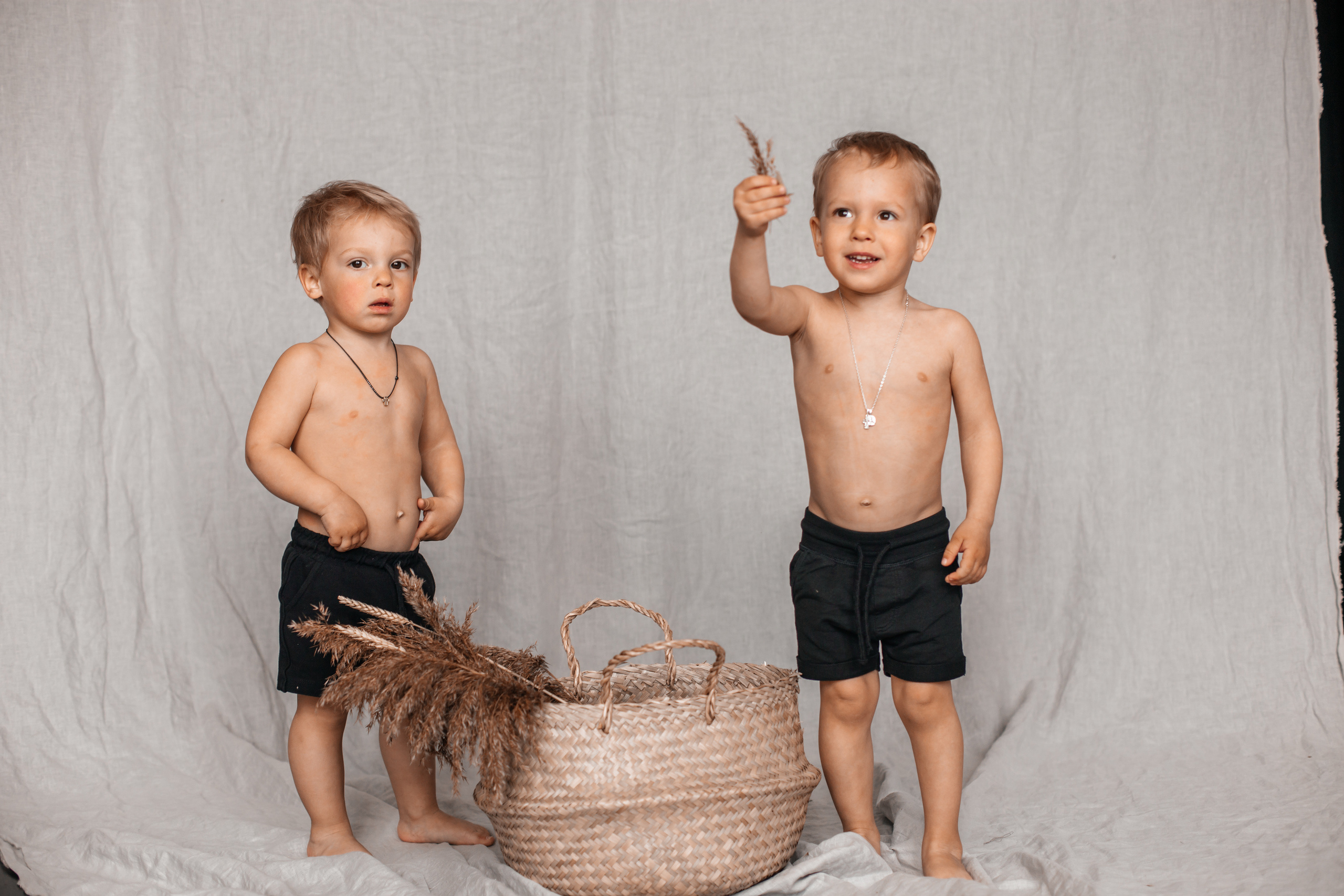 Ника, Женя, Саша и Тим. Семейный фотограф в Минске Саша Павлюк