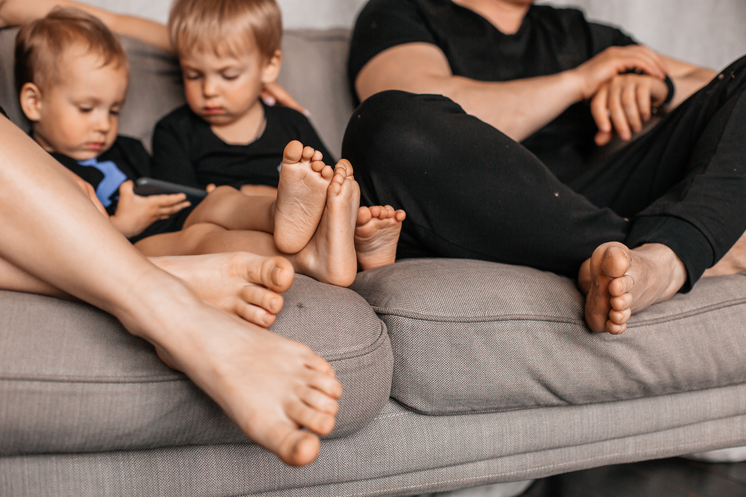 Ника, Женя, Саша и Тим. Семейный фотограф в Минске Саша Павлюк