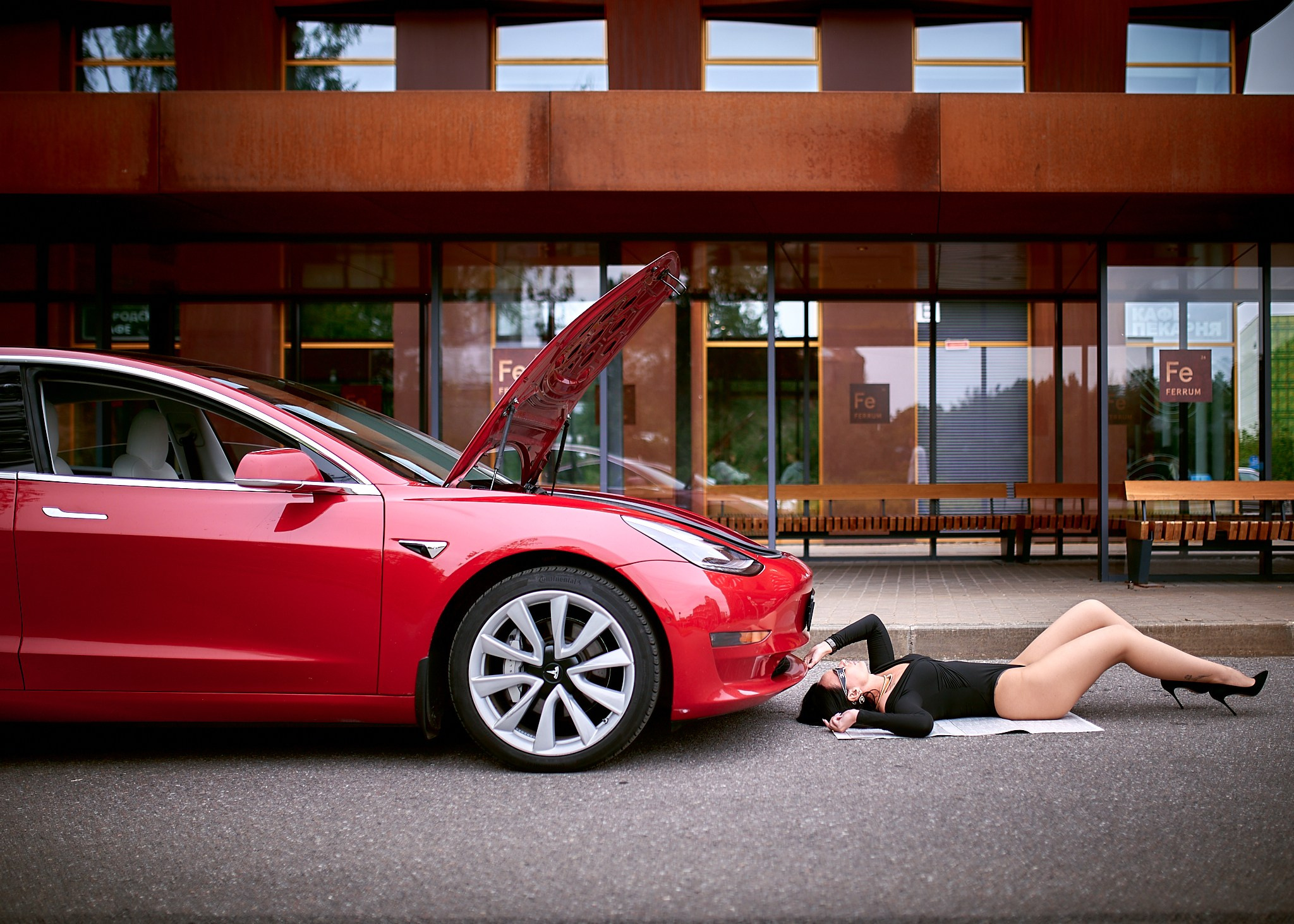 Юлия и Тесла. Свадебный фотограф в Санкт-Петербурге Славин Денис