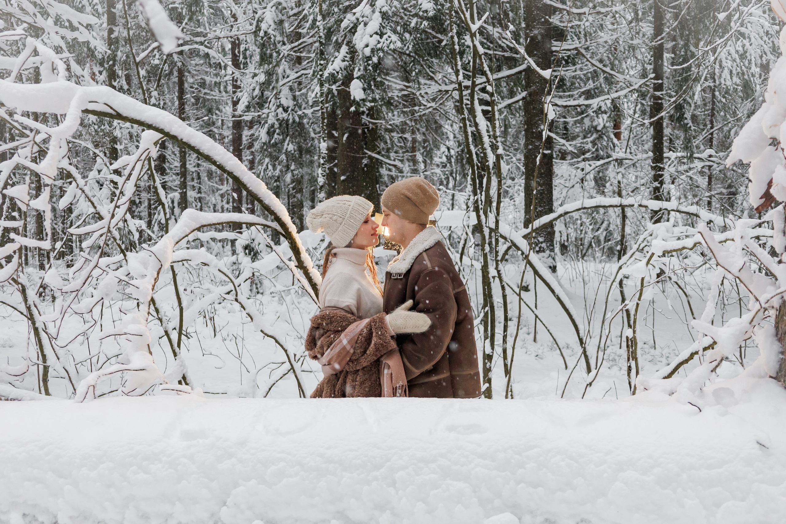 Александра и Александр. Зимняя фотоистория любви в парке. Портретный фотограф Панферова Регина г. Санкт-Петербург, г. Казань
