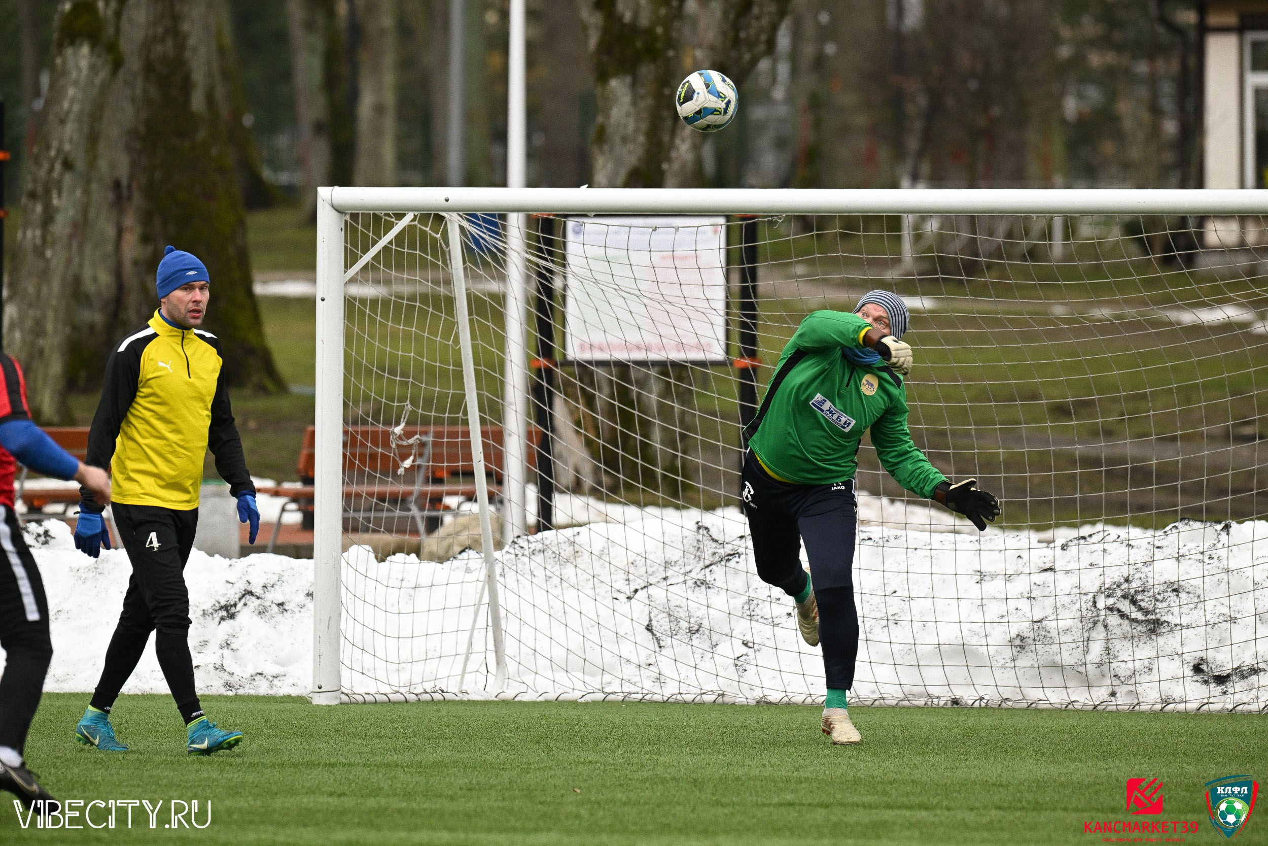 XX ЧЕМПИОНАТ КАЛИНИНГРАДСКОЙ ЛФЛ КАНЦМАРКЕТ39 сезона 2024–2025 гг. VIBECITY.RU Вайб Сити Ру Фоторепортажи Фотоотчеты Калининград