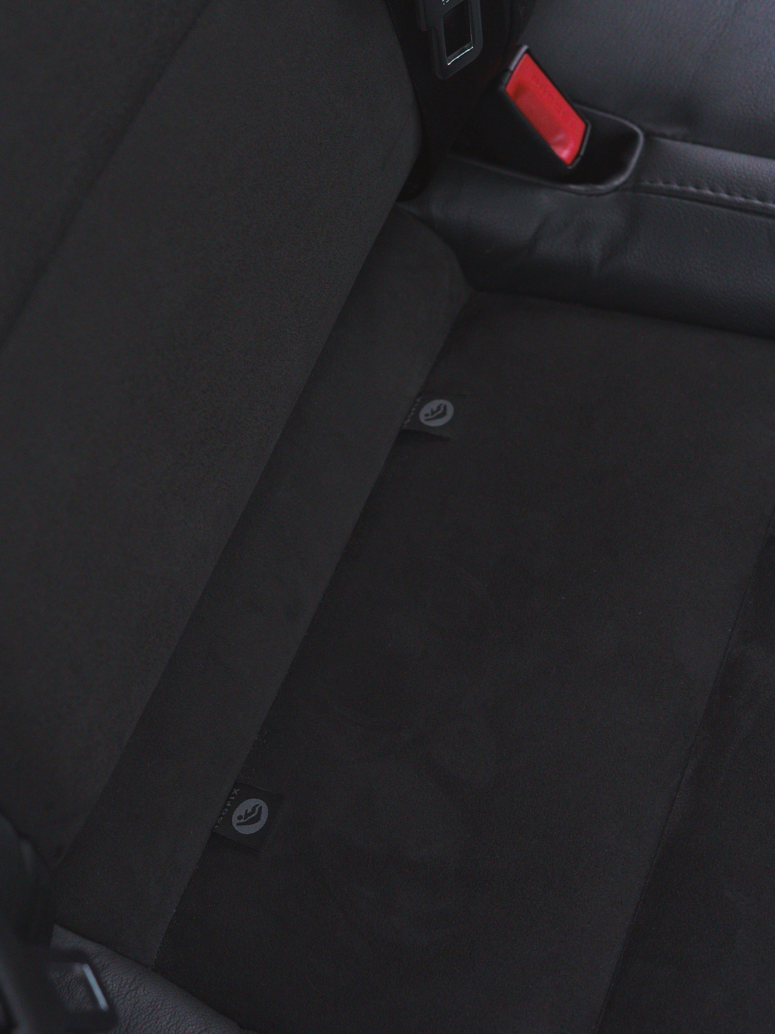 Изофикс для детских кресел.