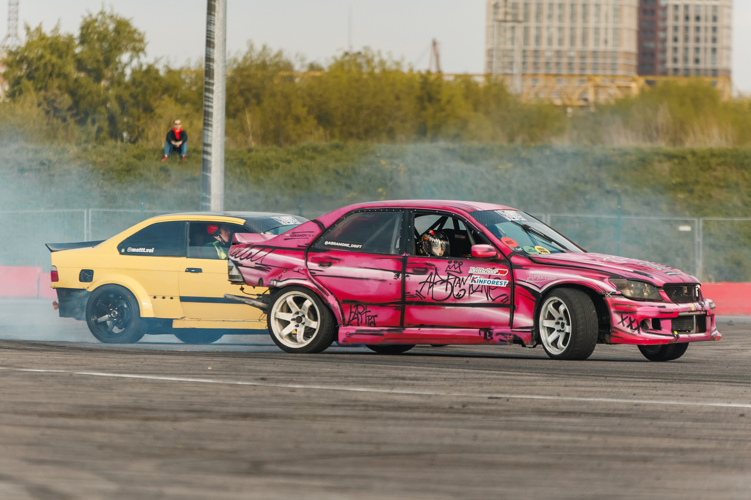 Выставка и дрифт машин. Репортажный фотограф. Москва. Алина Ланская