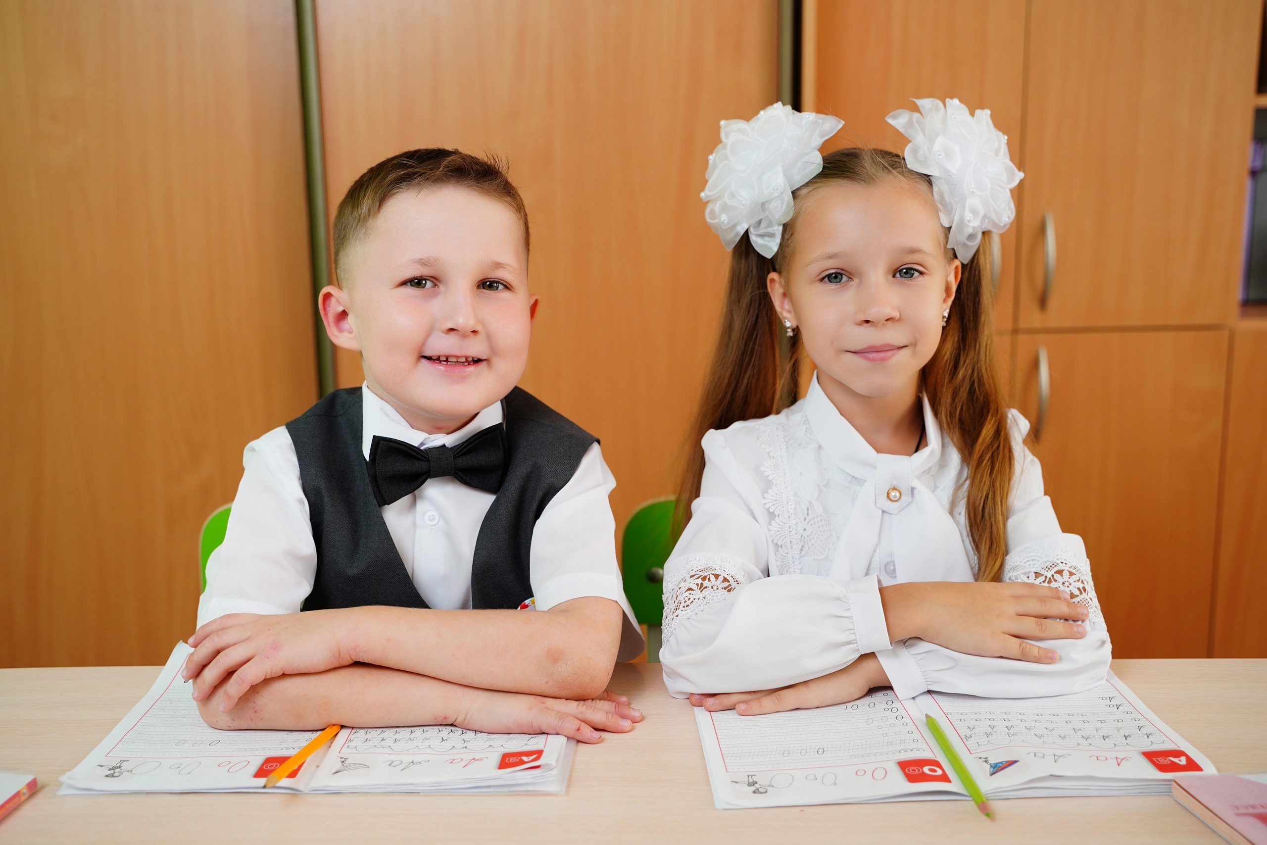 1 кл / мелкие группы //. MEMENTO.Выпускные альбомы, школьные, юбилейные и другие книги. Ростов-на-Дону