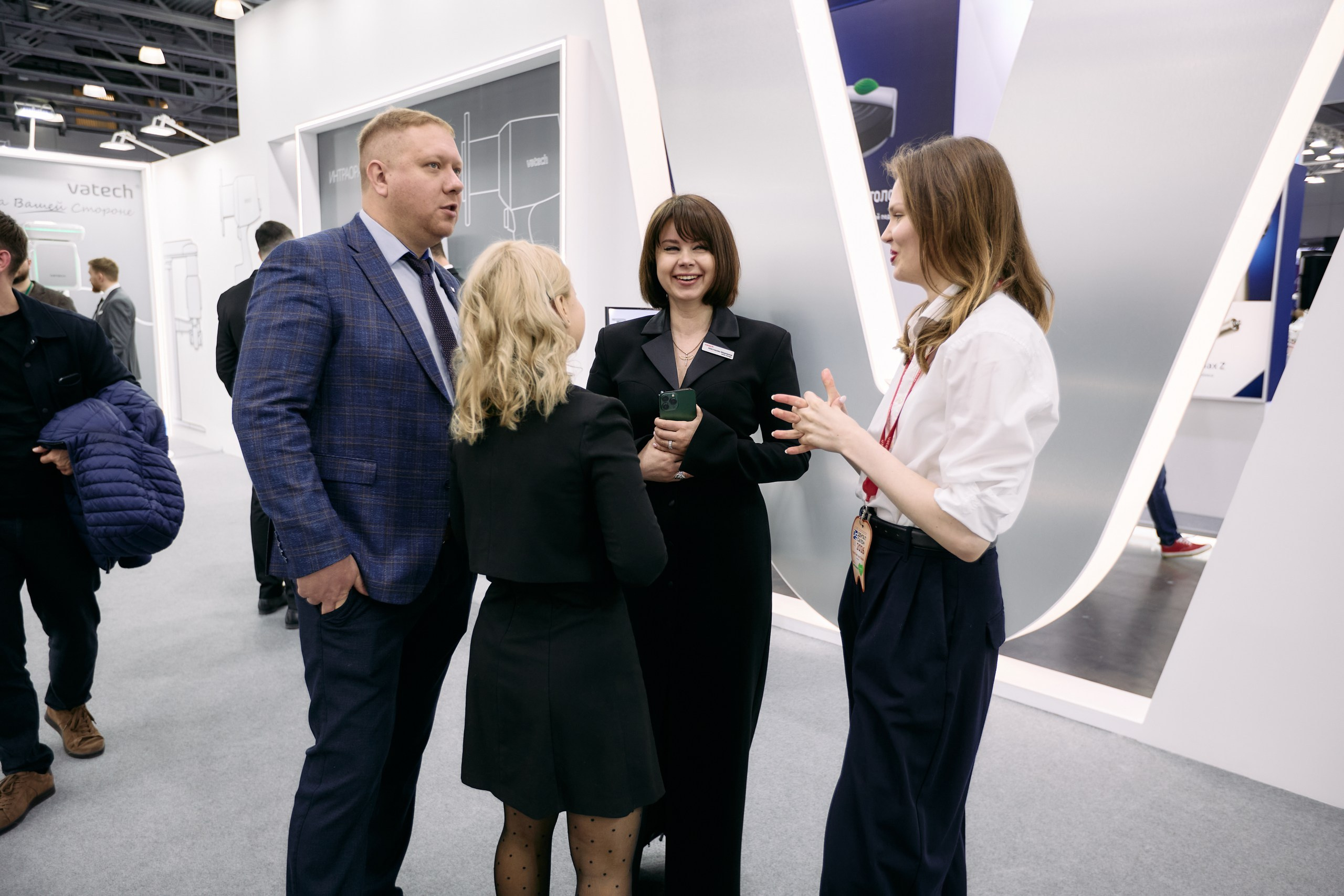 Дентал Салон 2026: Vatech. Свадебный и репортажный фотограф Дмитрий Кононенко