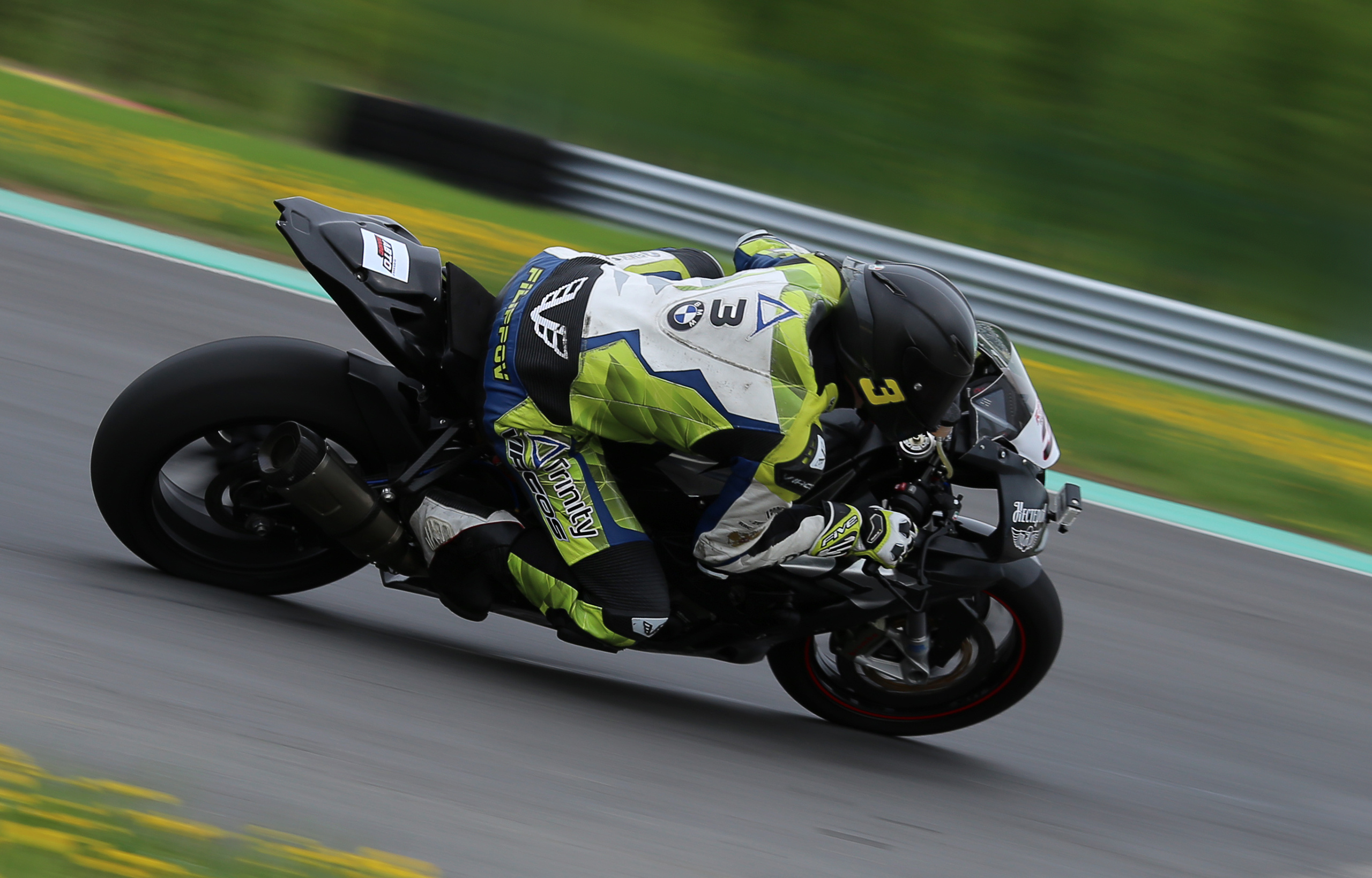 Photographing motorcycles, motorcycling, photos of motorcycles, racing. Reportage photographer in Nizhny Novgorod and Moscow angelina Ilyichev