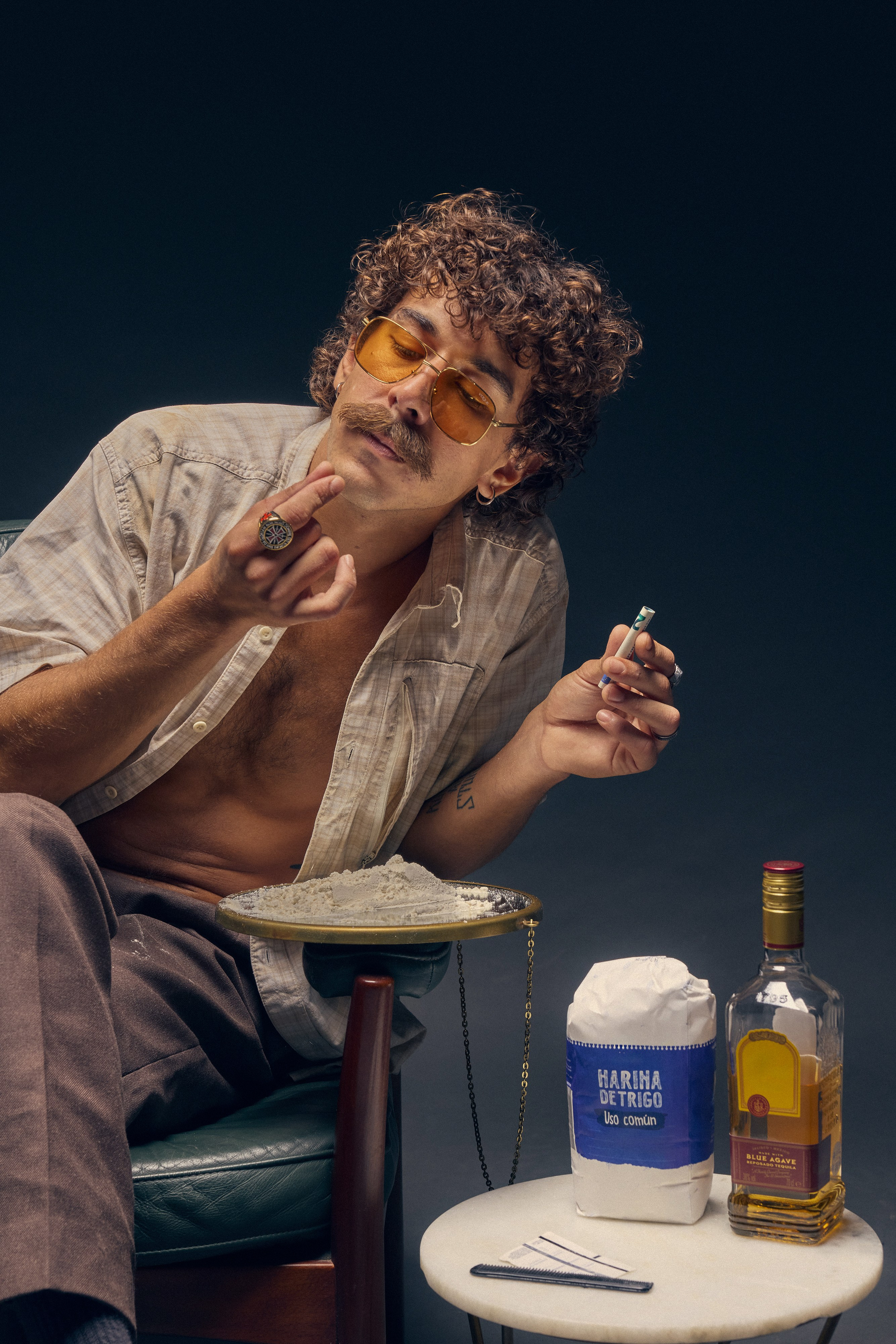 Artistic portrait mixing vintage fashion and dramatic tone