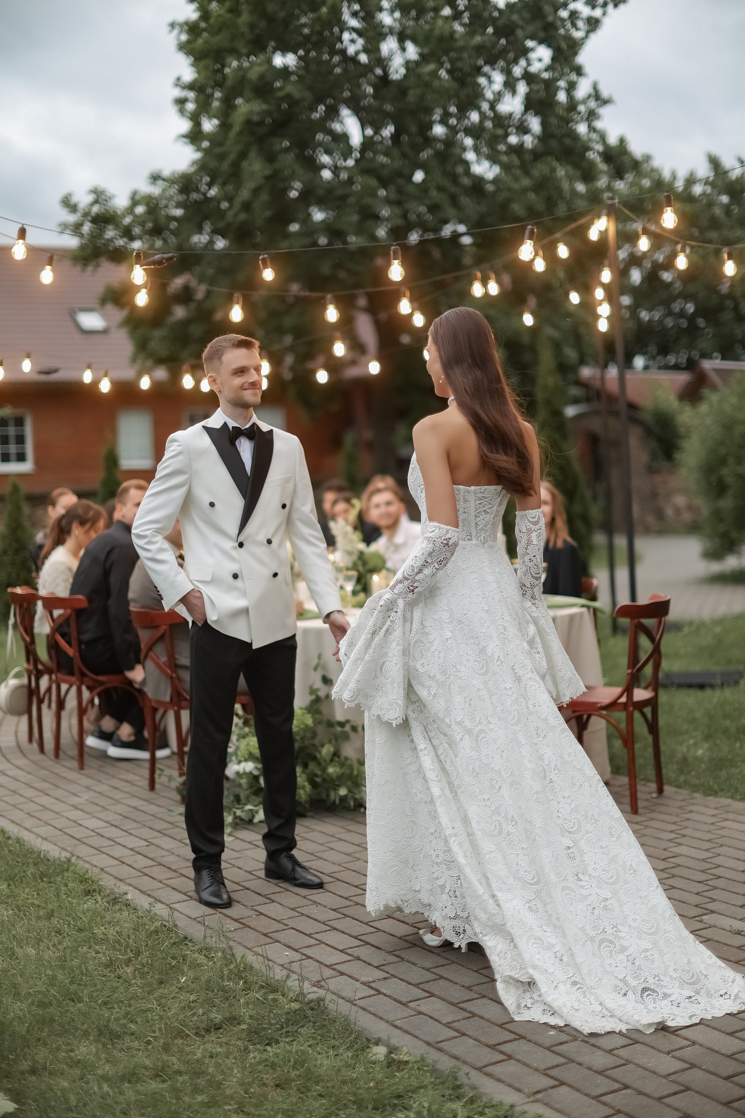 Кирилл и Виктория. Свадебные фотограф и видеограф в Минске Голдосовы Марина и Вадим