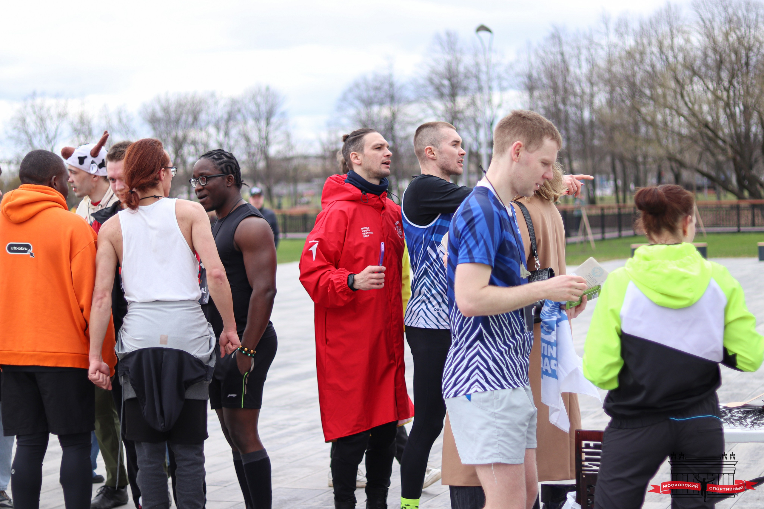 Московский Спортивный «КОСМИЧЕСКИЙ RUNOFF». Ивентный фотограф в Санкт-Петербурге Олег Комков