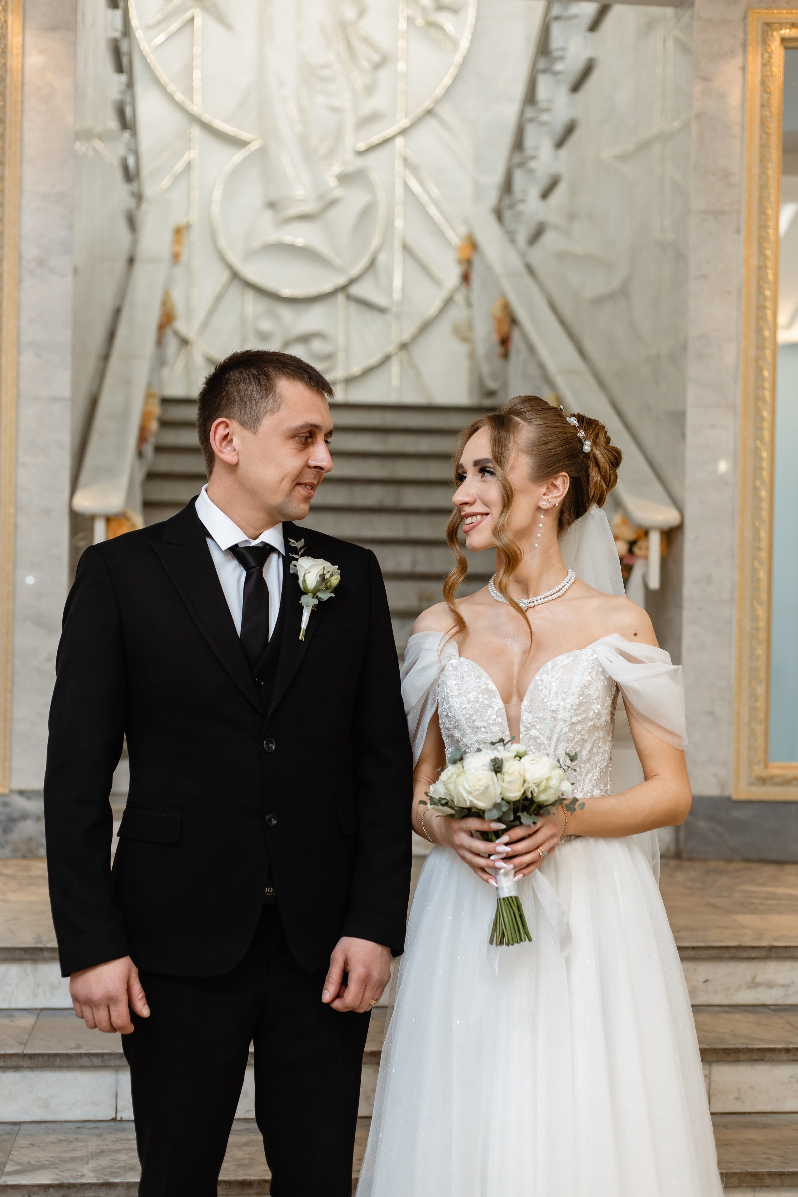 Анонс свадебных фотографий Вики и Александра. Фотограф Михаил Александров